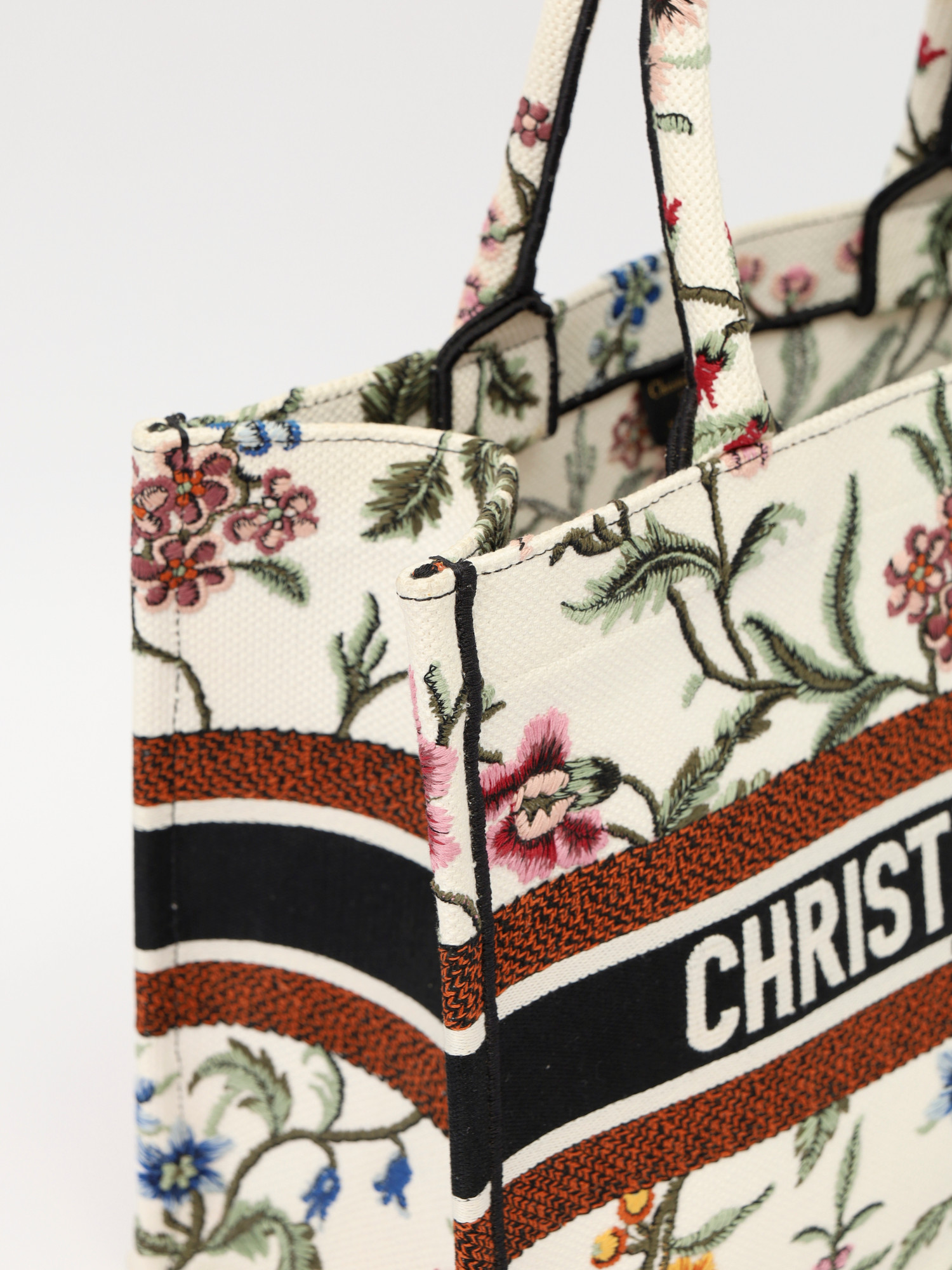 Сумки Dior Book Tote изображение #6