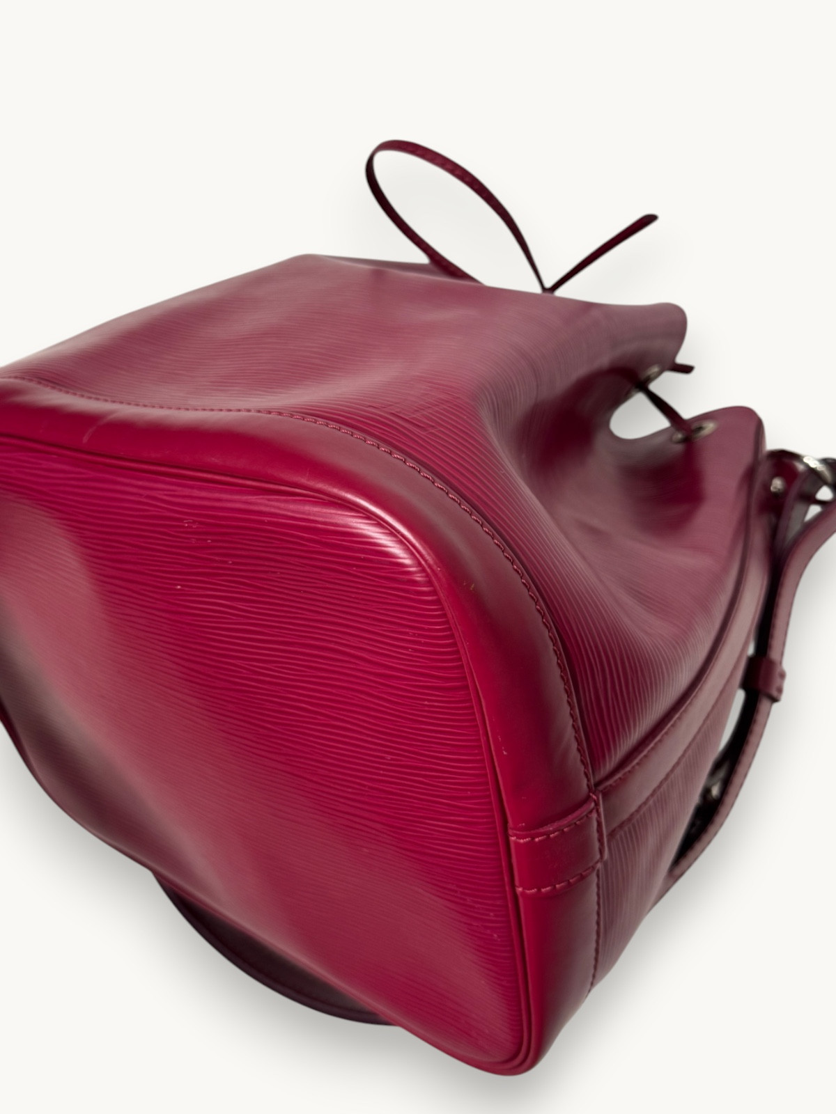 Сумки Louis Vuitton Noe изображение #9