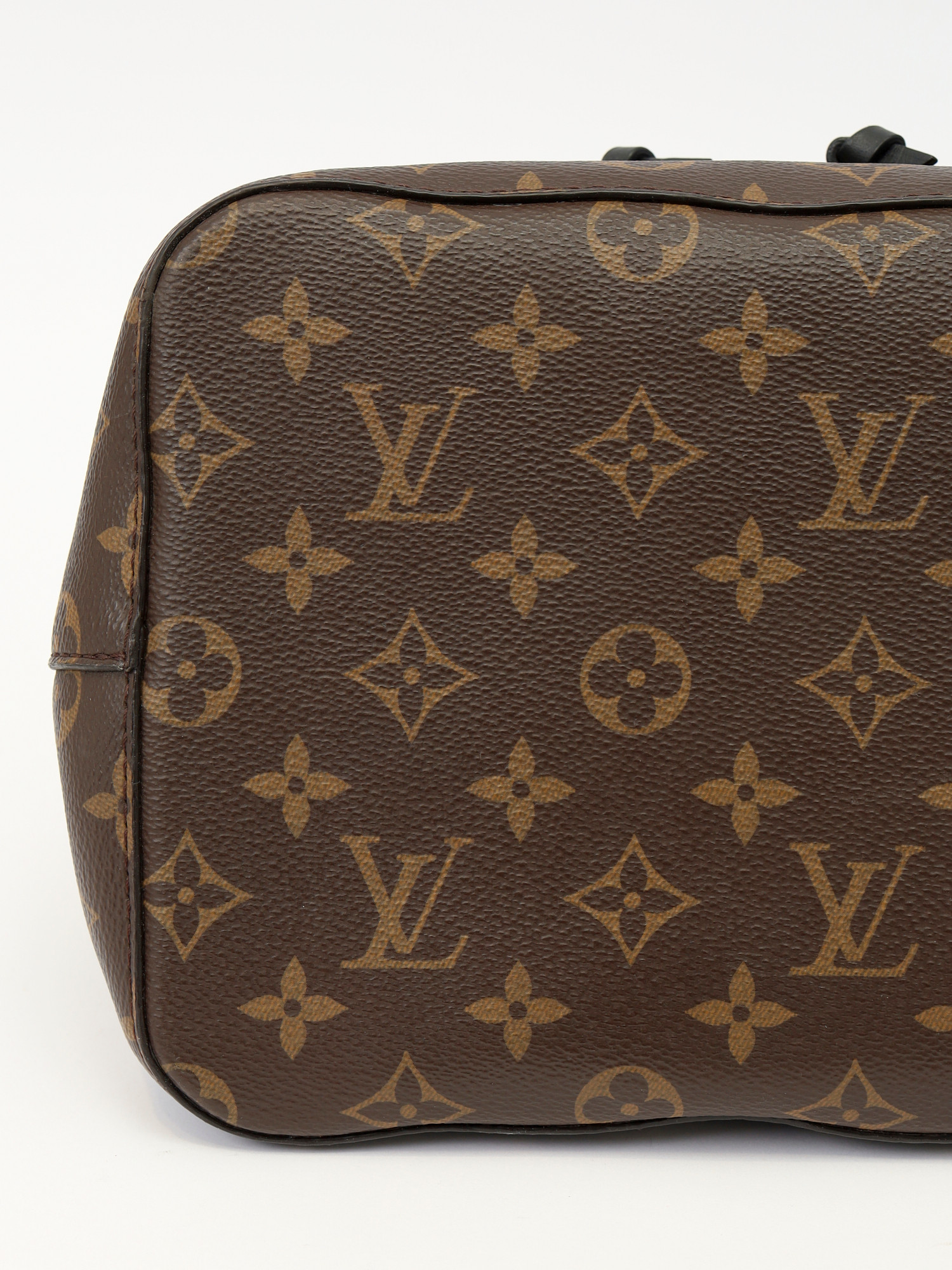 Сумки Louis Vuitton NeoNoe изображение #8