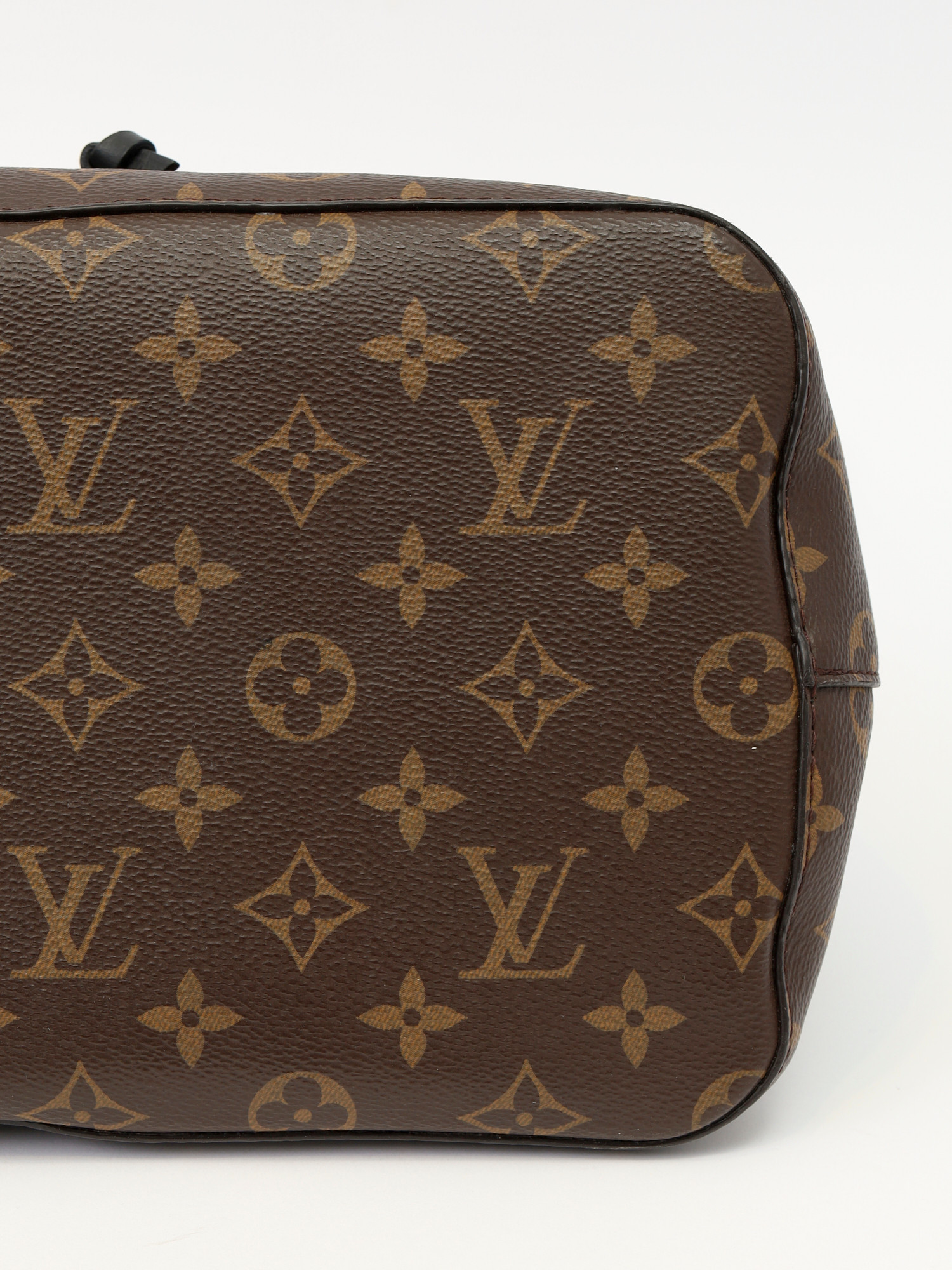 Сумки Louis Vuitton NeoNoe изображение #9