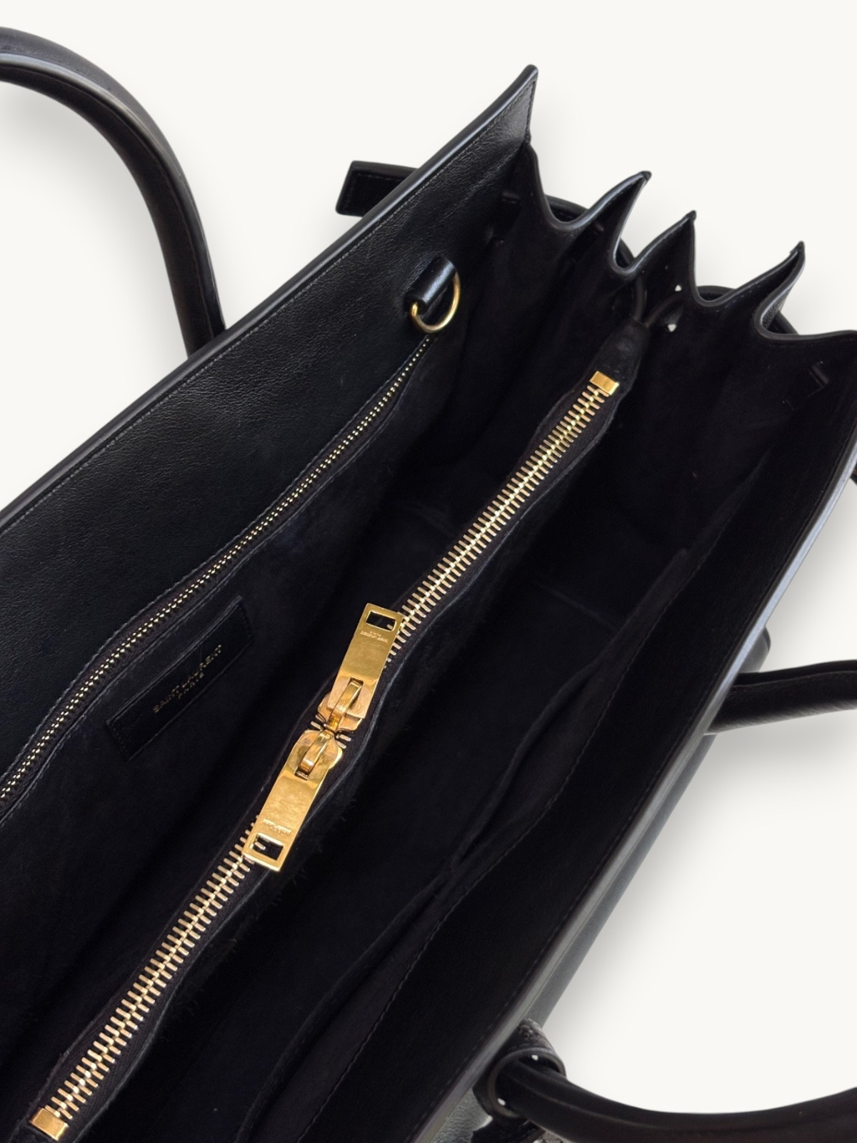 Сумки Saint Laurent Sac De Jour изображение #10