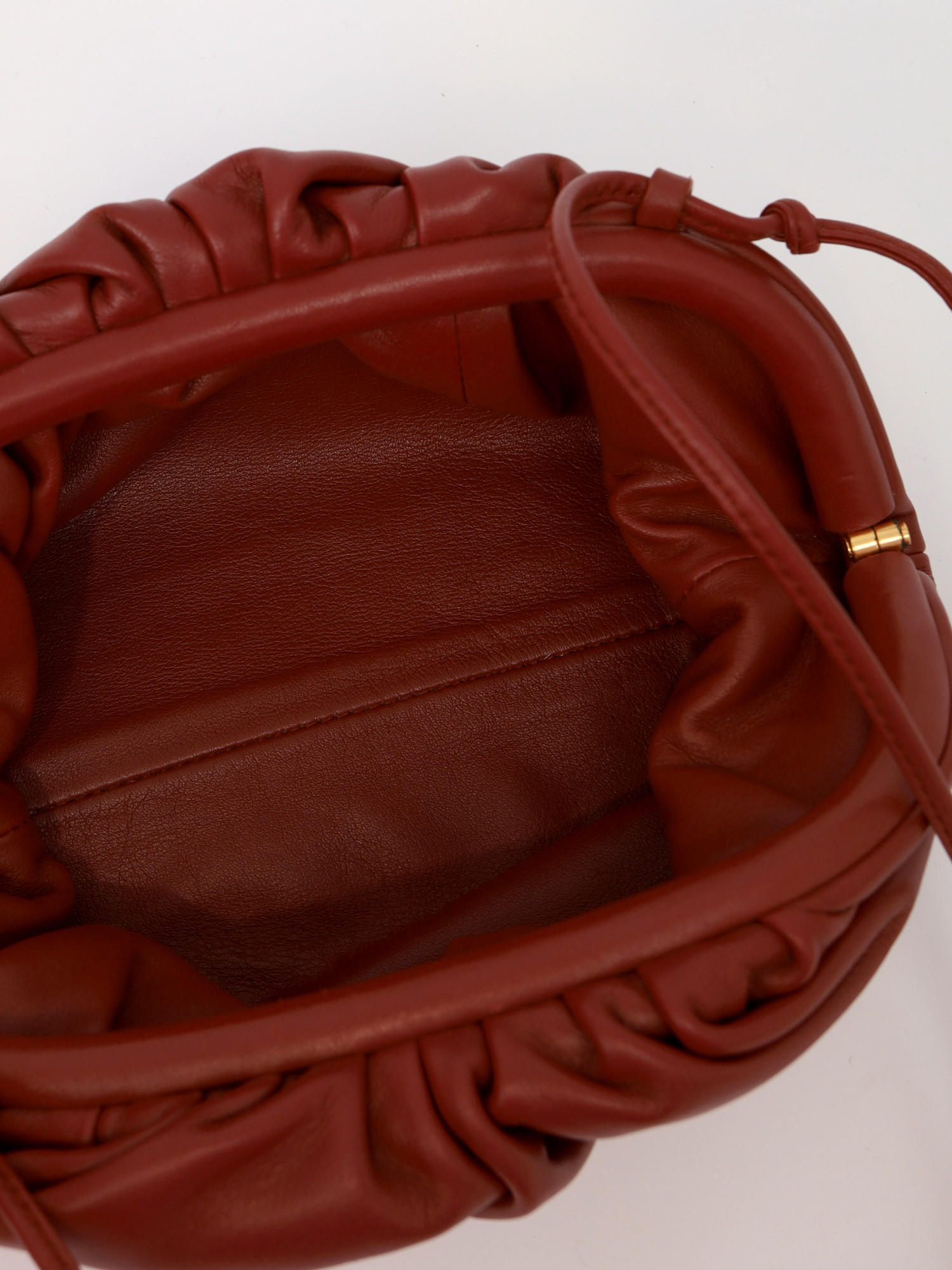 Сумки Bottega Veneta Pouch изображение #10