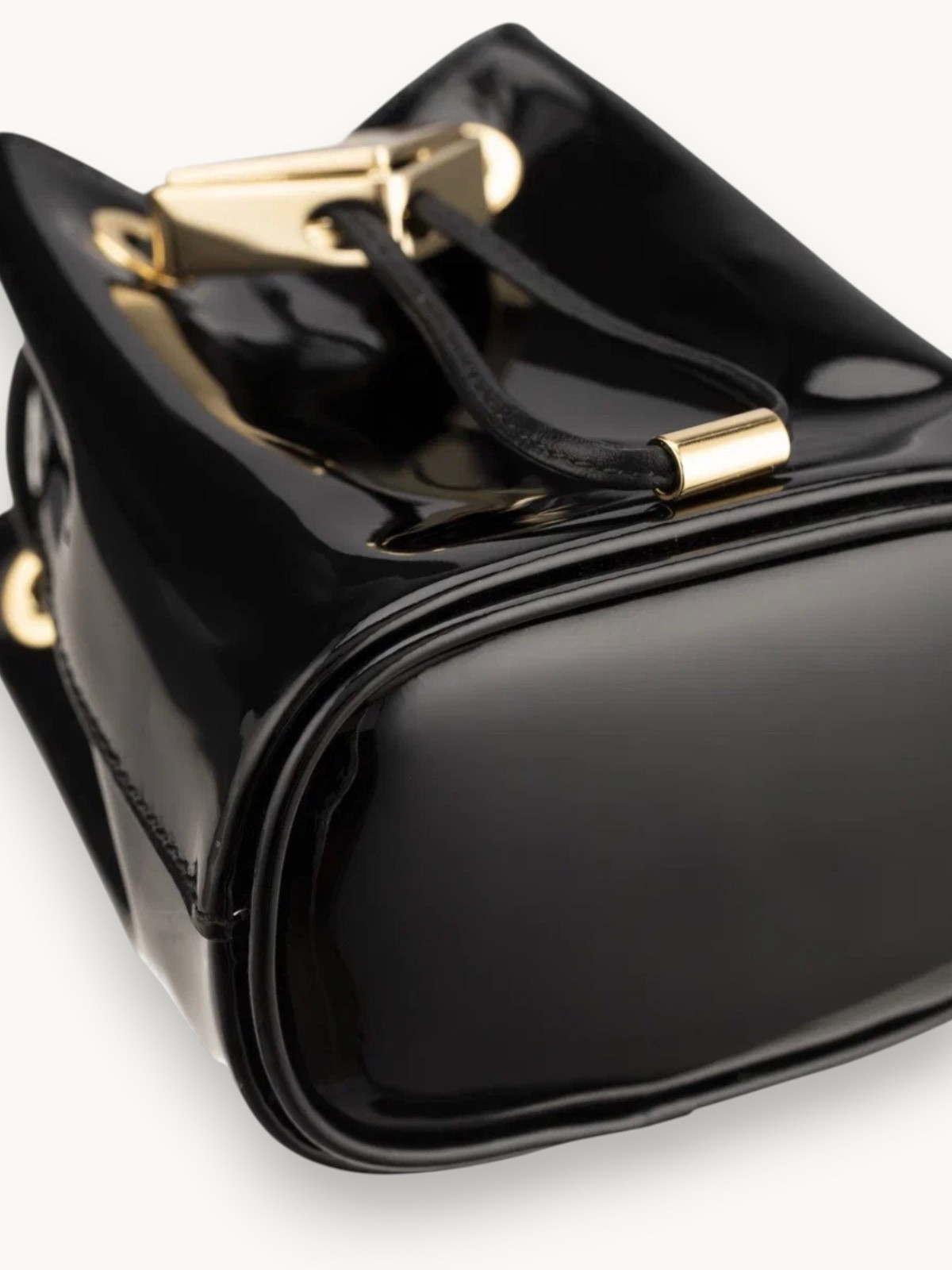 Сумки Prada Bucket изображение #10