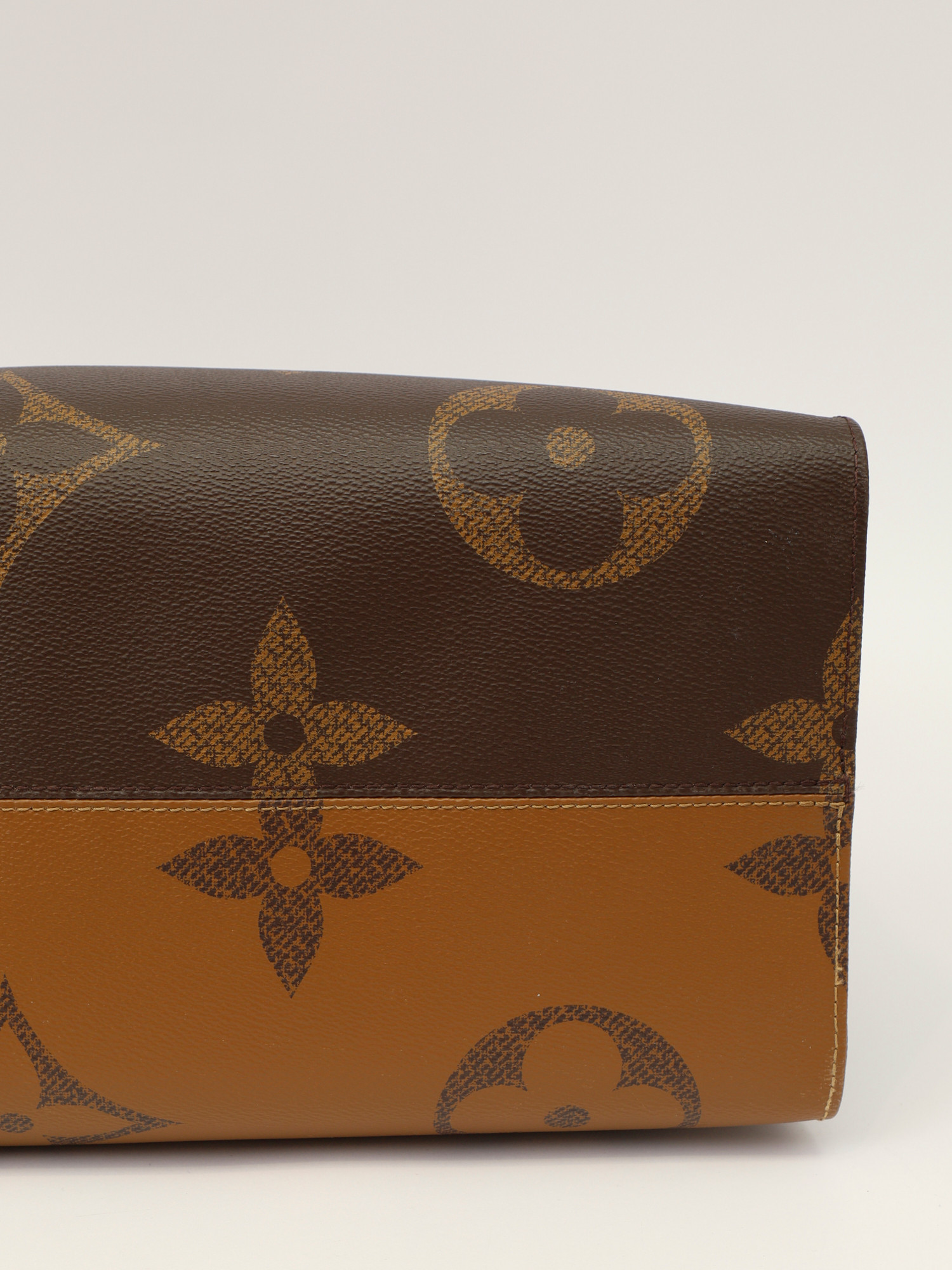 Сумки Louis Vuitton On the Go изображение #9