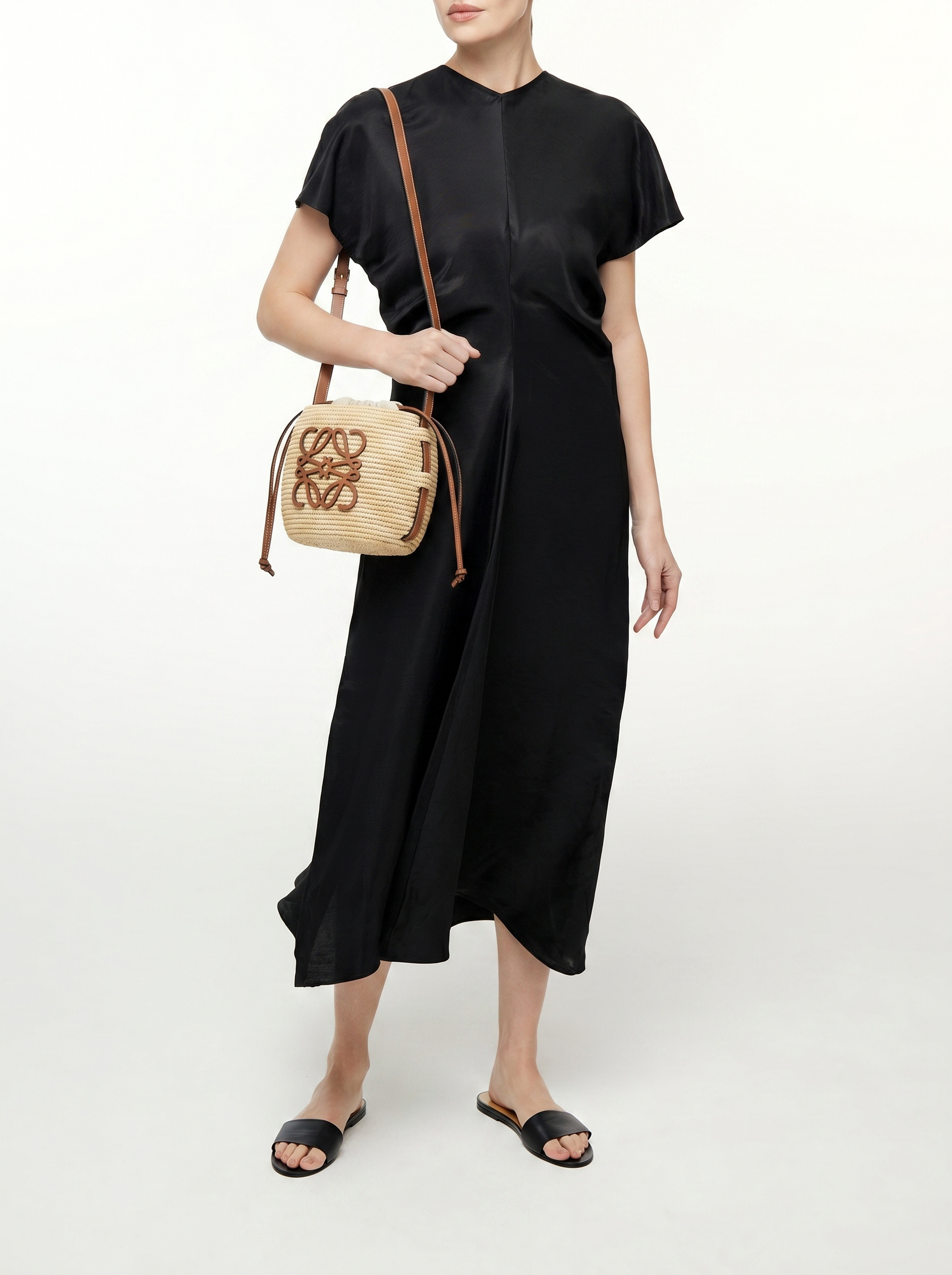 Сумки Loewe Beehive изображение #2