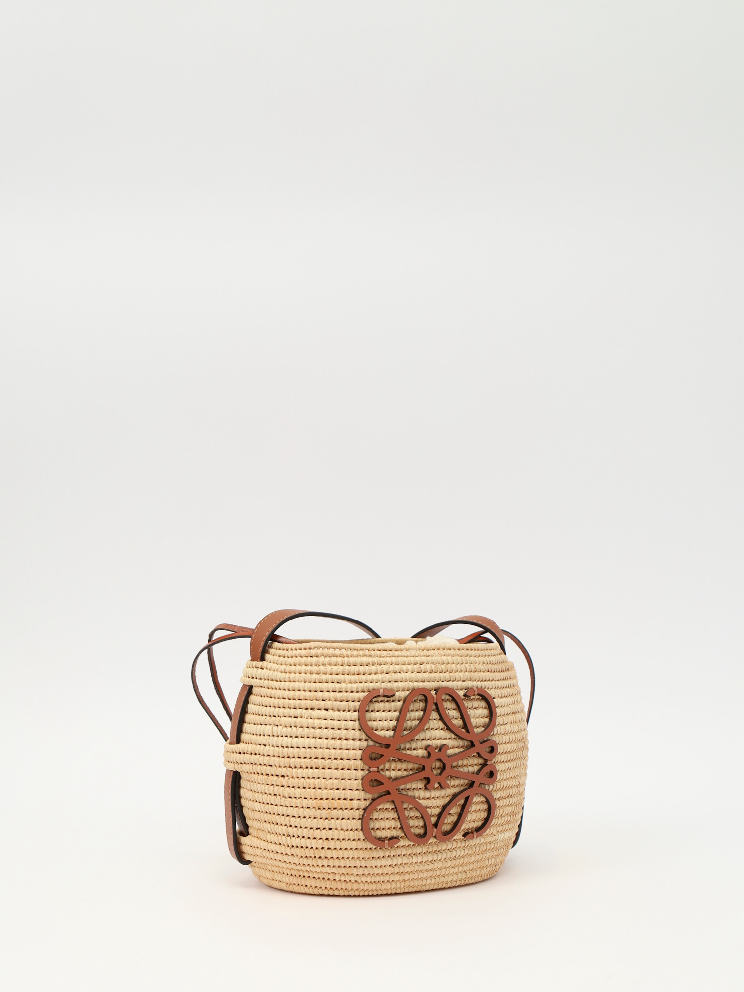 Сумки Loewe Beehive изображение #3