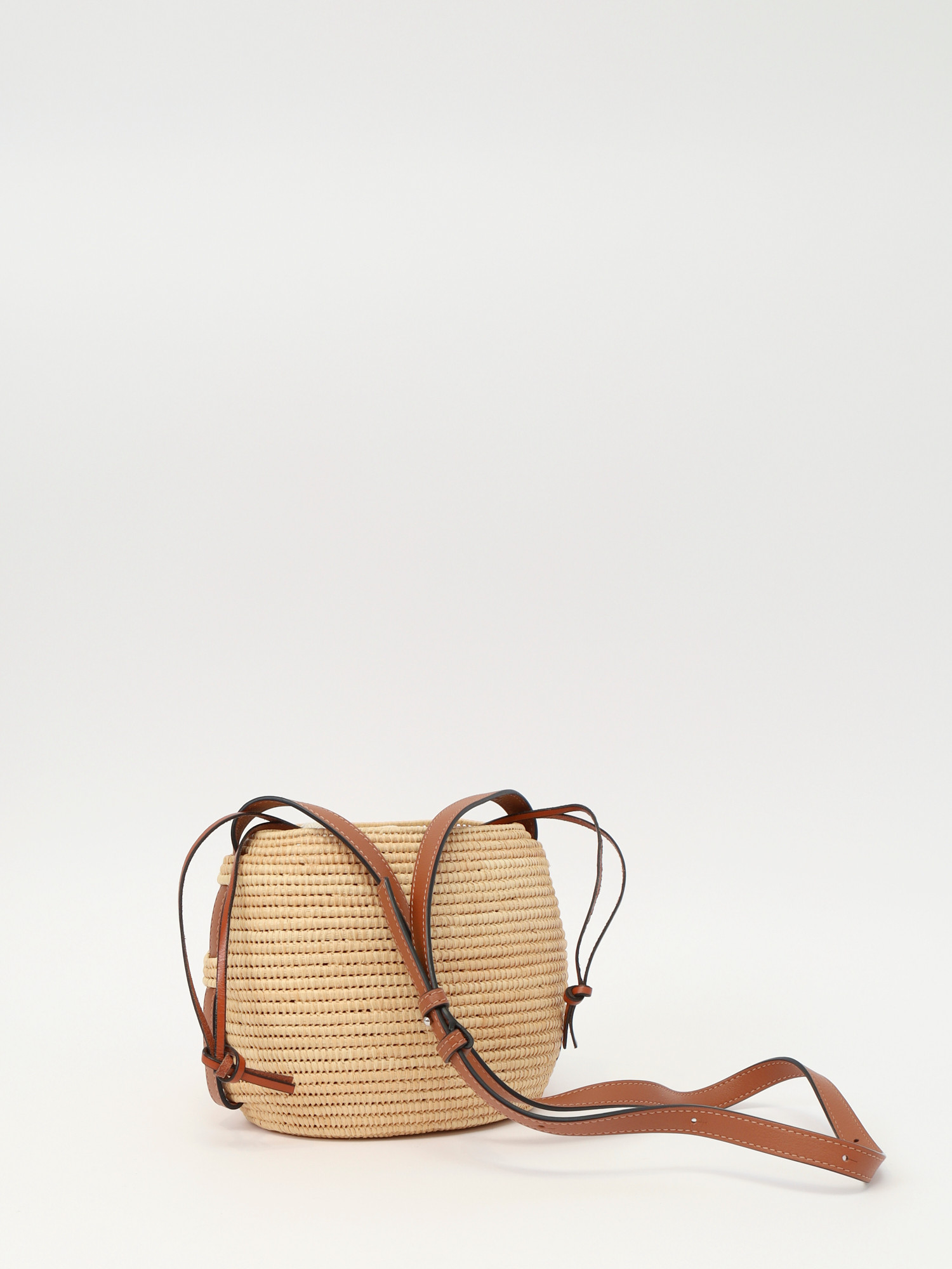 Сумки Loewe Beehive изображение #4