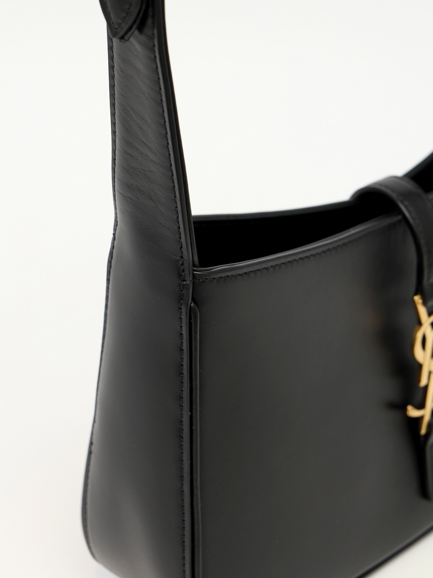 Сумки Saint Laurent Le 5 A 7 изображение #6