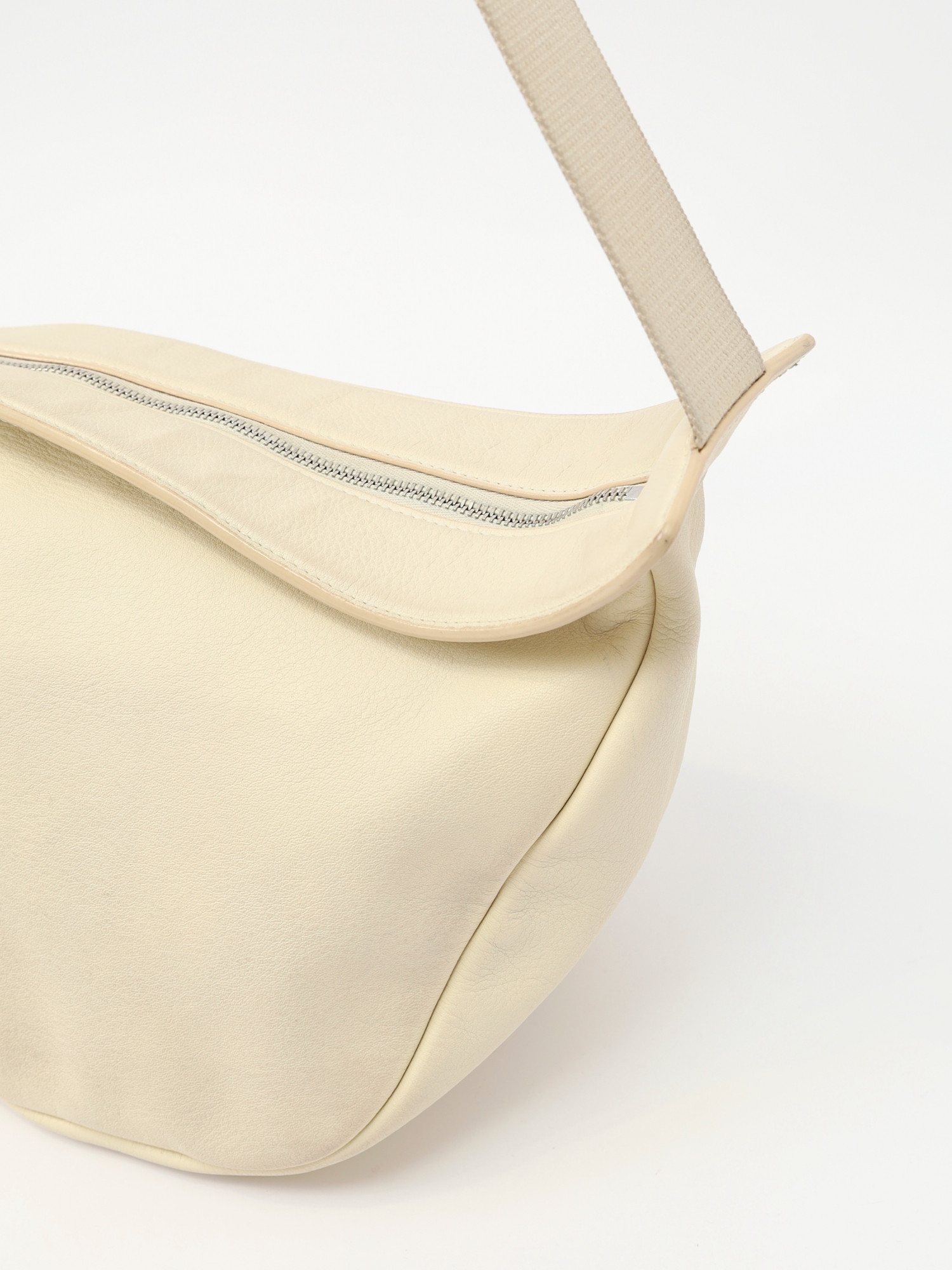 Сумки The Row Slouchy Banana изображение #6