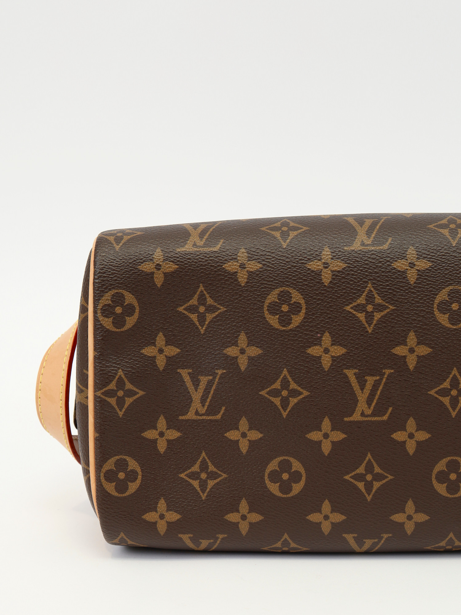 Аксессуары Louis Vuitton изображение #8