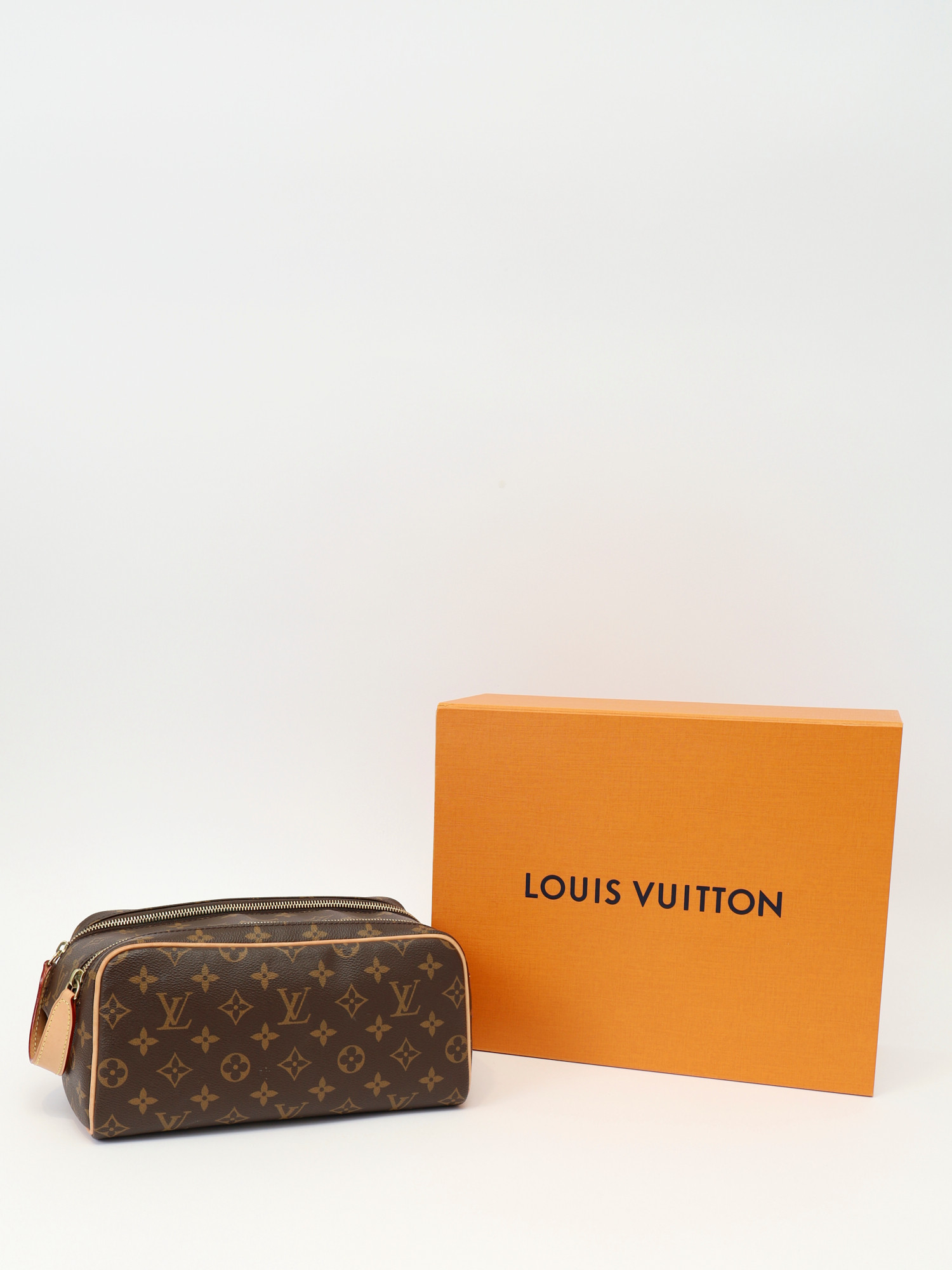 Аксессуары Louis Vuitton изображение #4