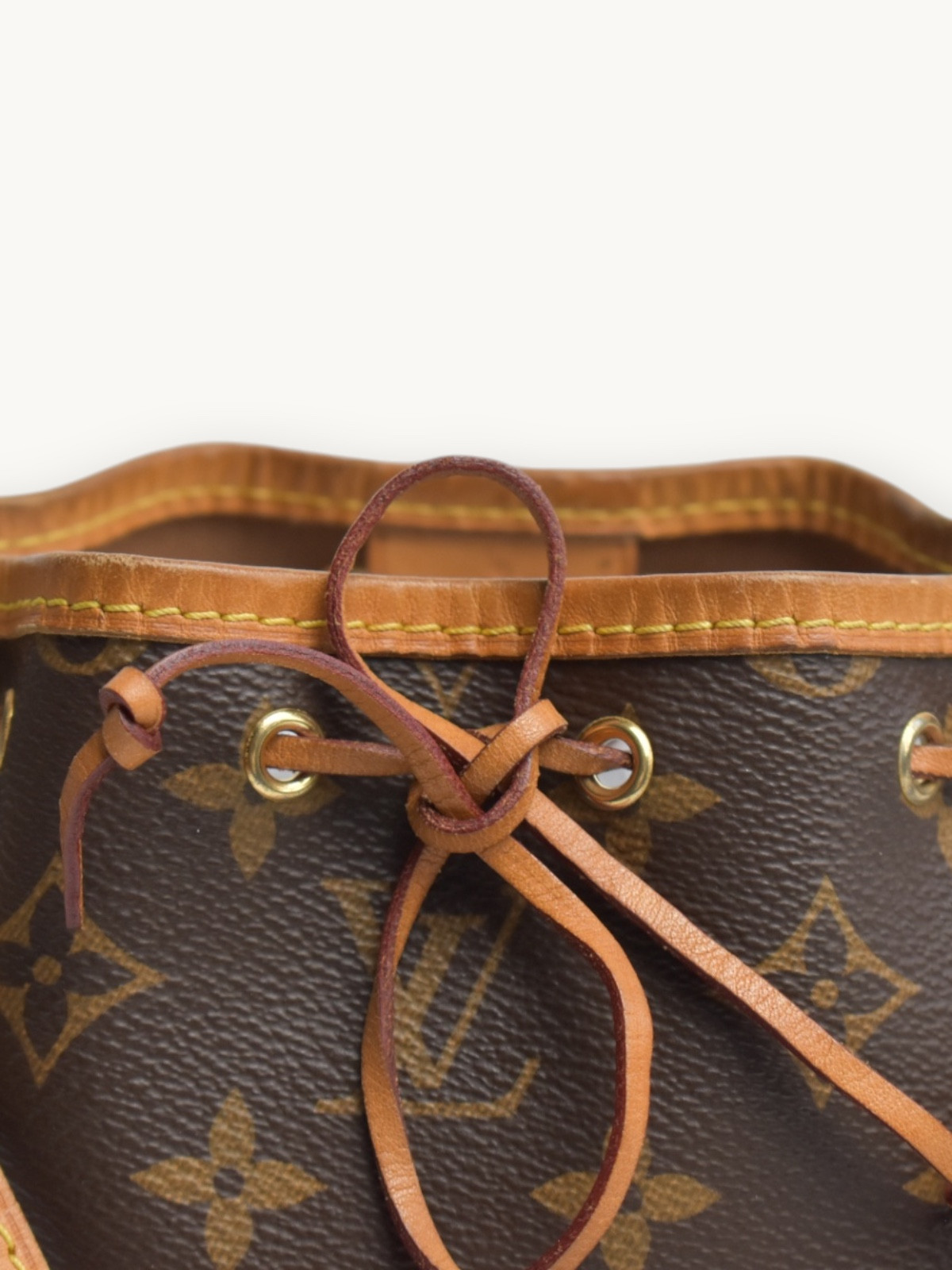 Сумки Louis Vuitton Noe изображение #11