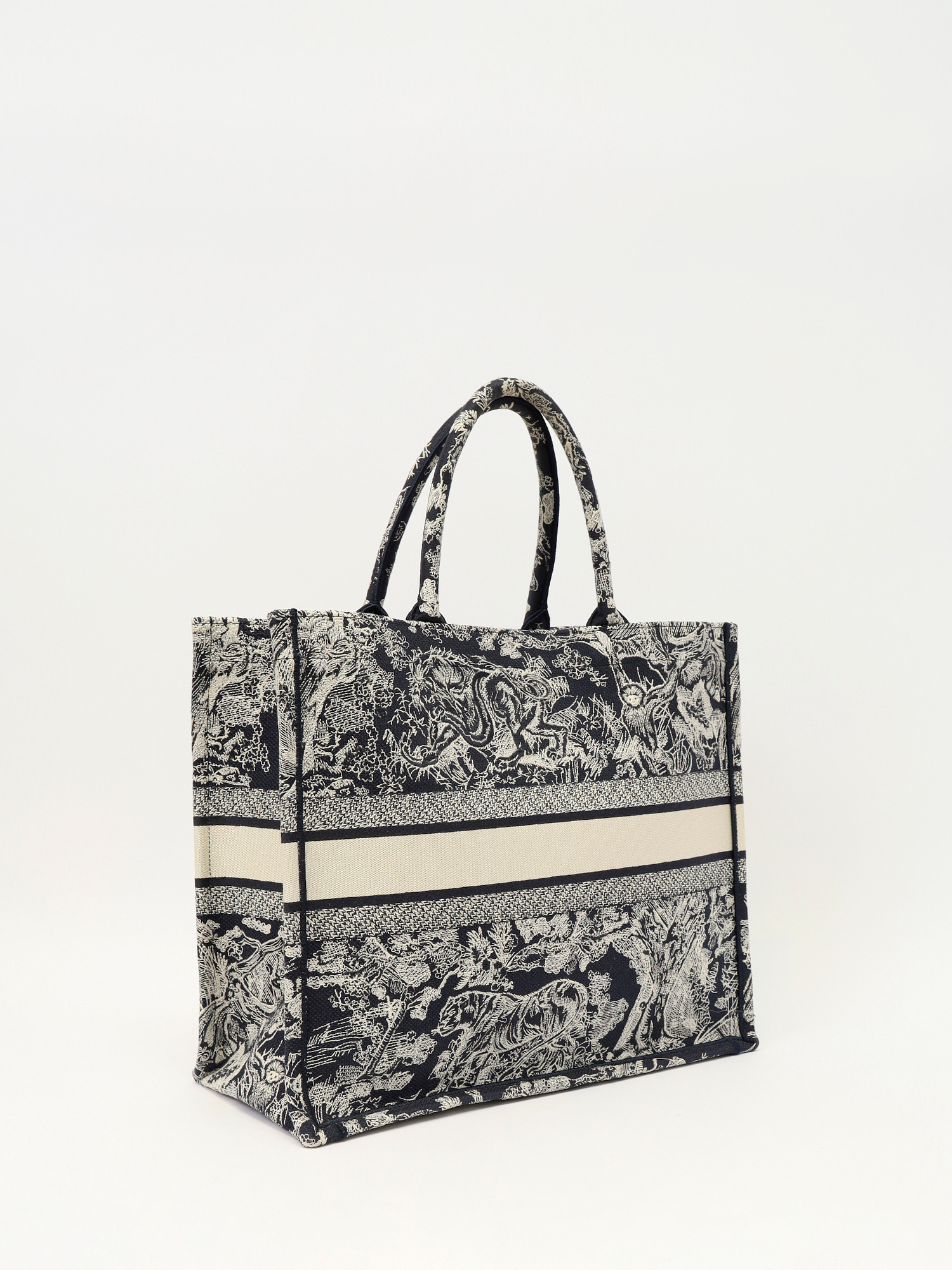 Сумки Dior Book Tote изображение #4