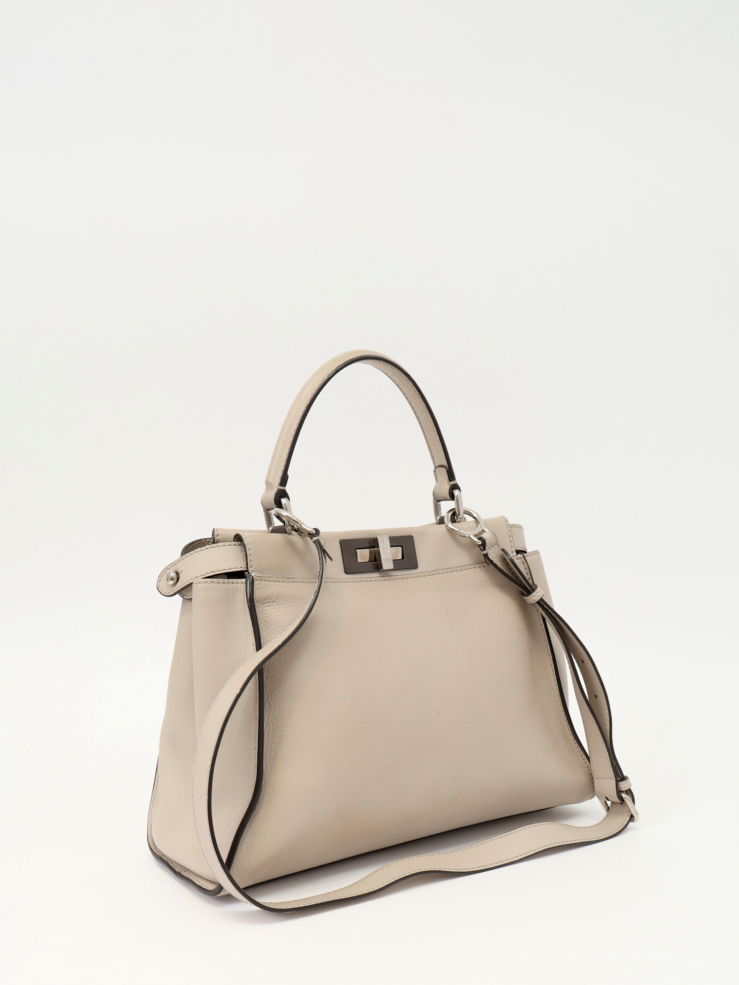 Сумки Fendi Peekaboo изображение #4