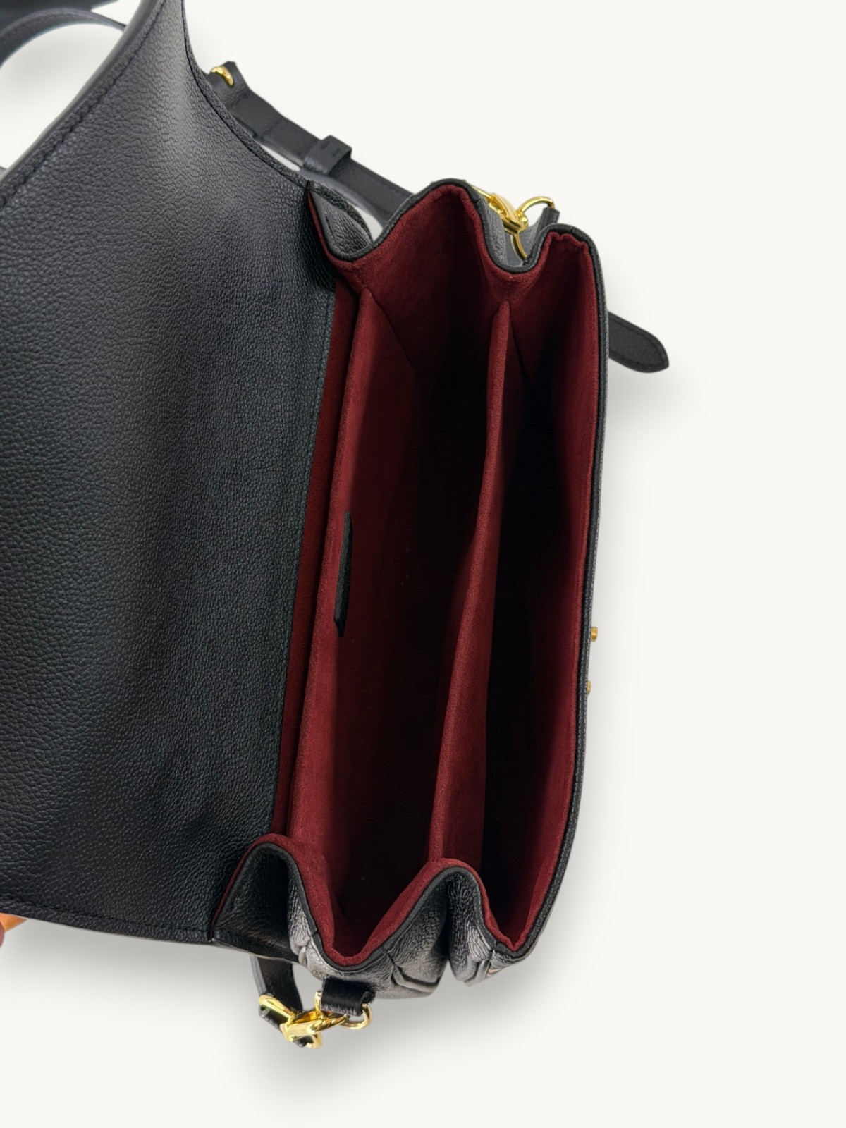 Сумки Louis Vuitton Pochette Metis изображение #9