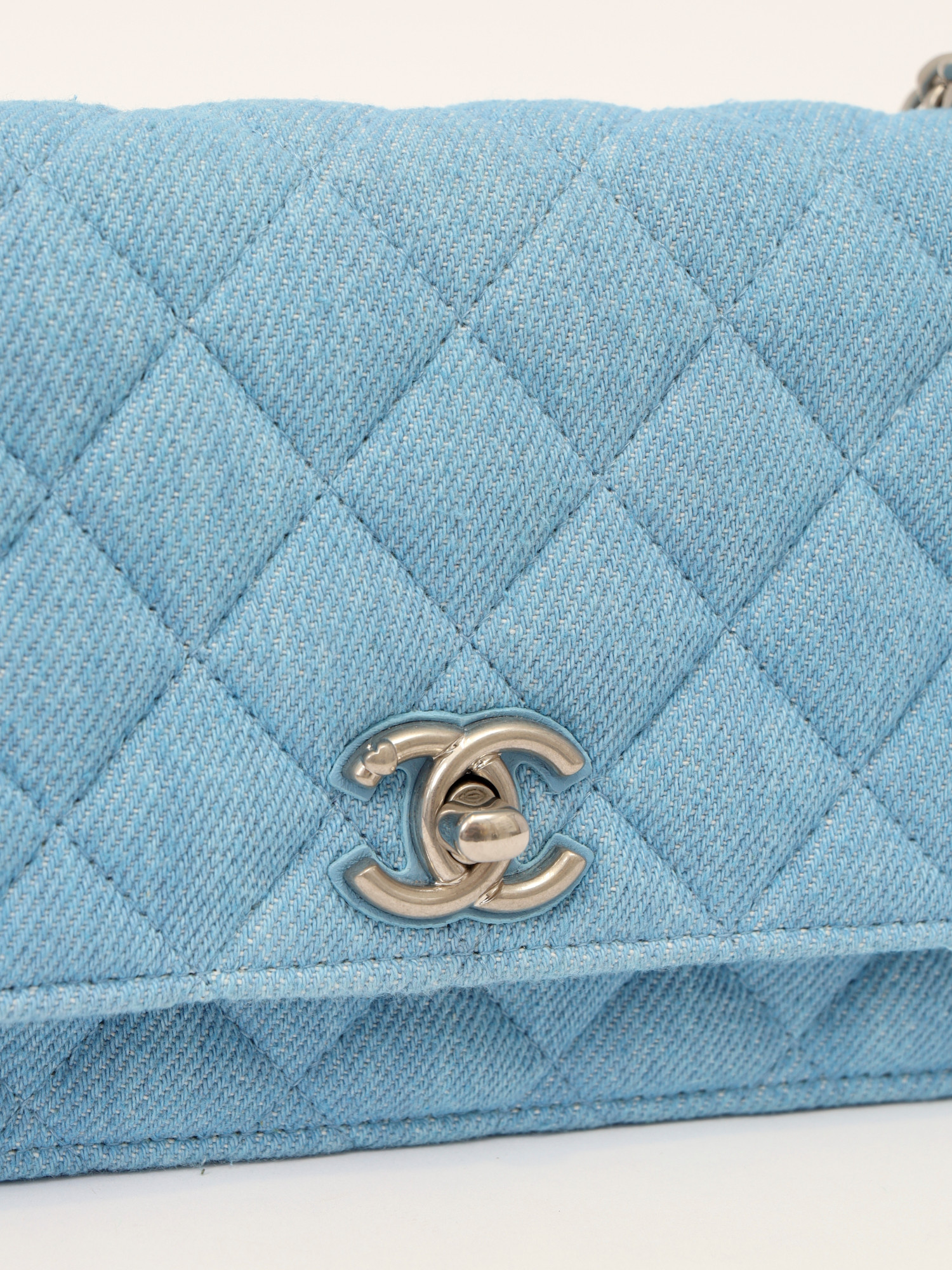 Сумки Chanel WOC изображение #8