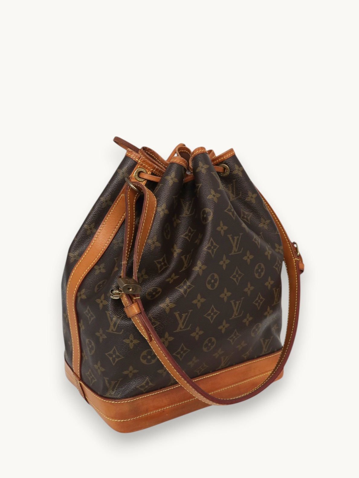 Сумки Louis Vuitton Noe изображение #6
