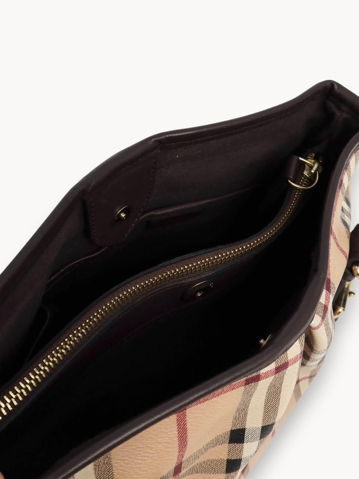 Сумки Burberry Northfield изображение #10
