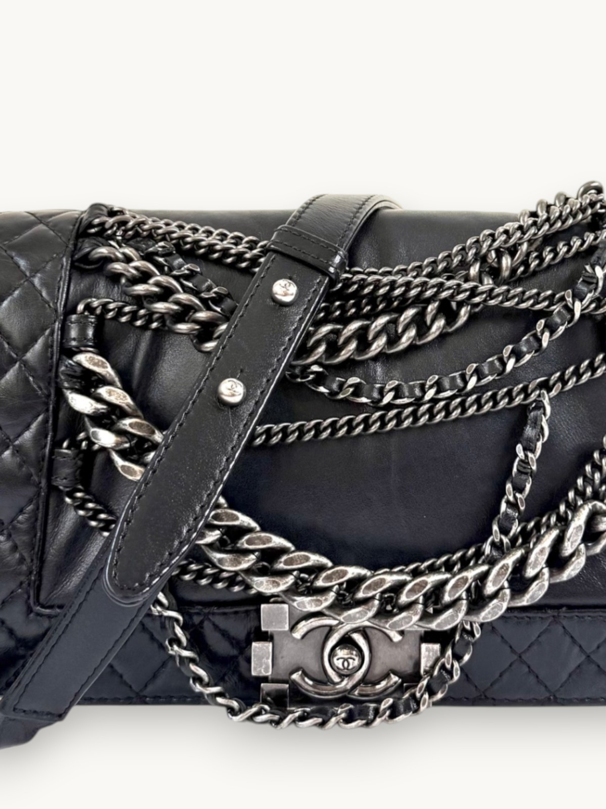 Сумки Chanel Boy изображение #4