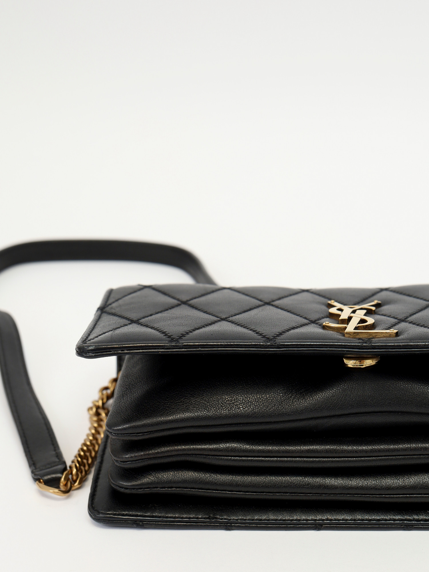 Сумки Saint Laurent Angie изображение #7