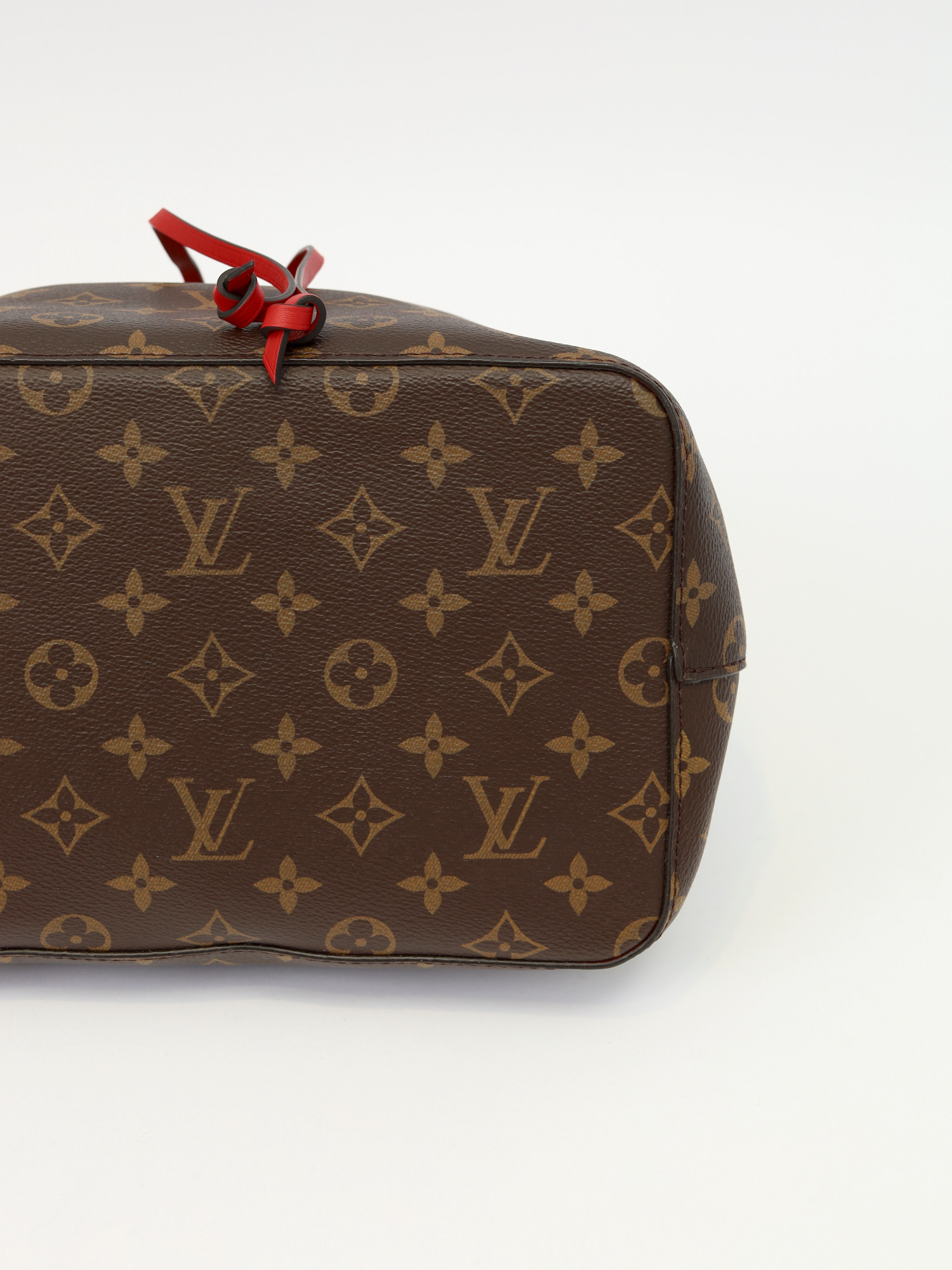 Сумки Louis Vuitton NeoNoe изображение #10