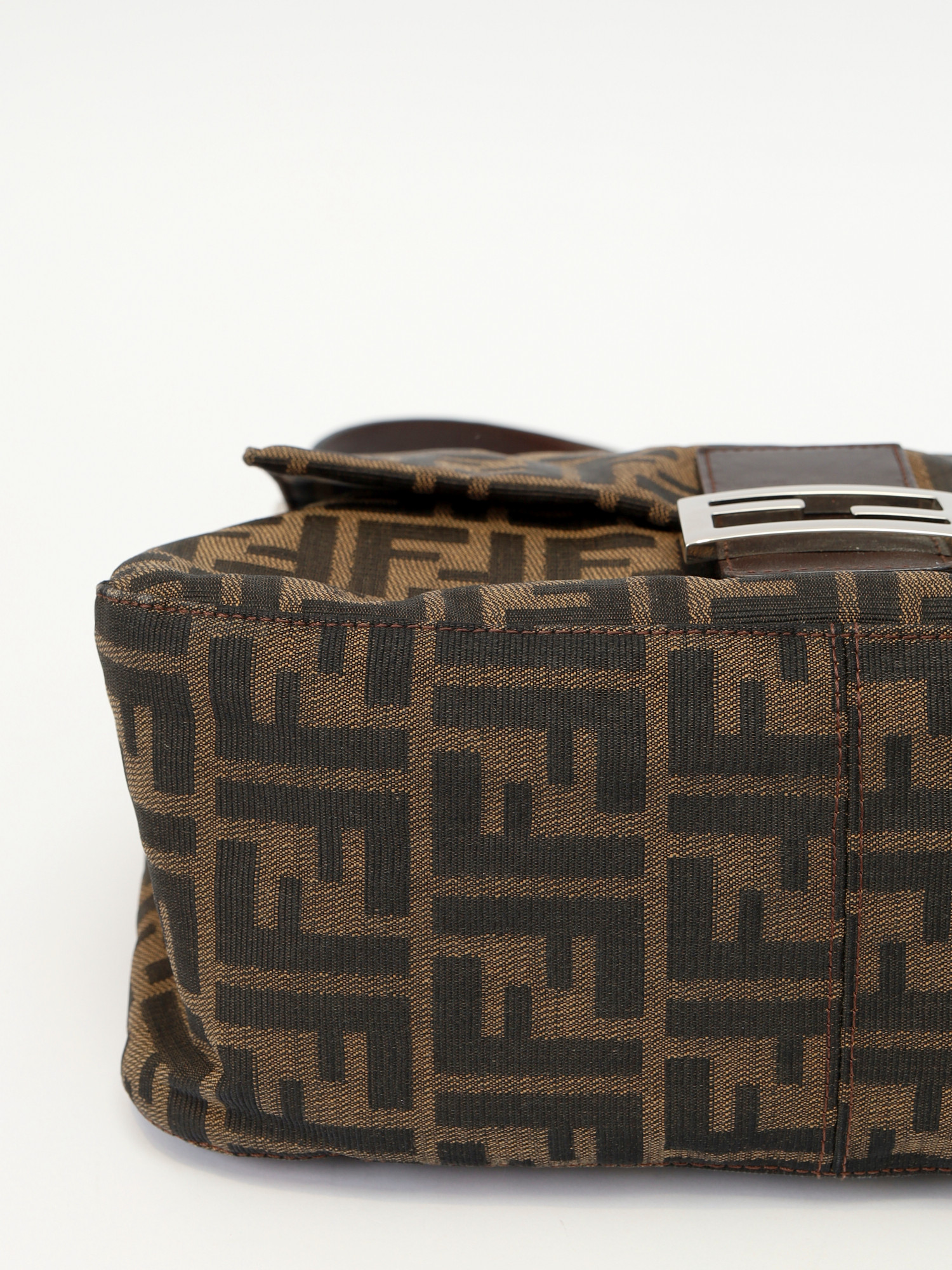 Сумки Fendi Baguette изображение #9