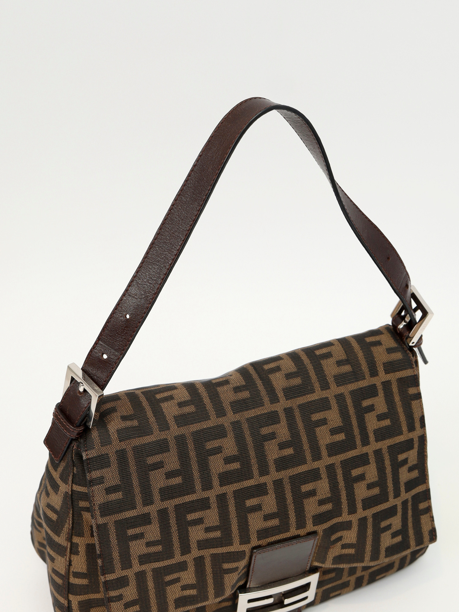 Сумки Fendi Baguette изображение #5