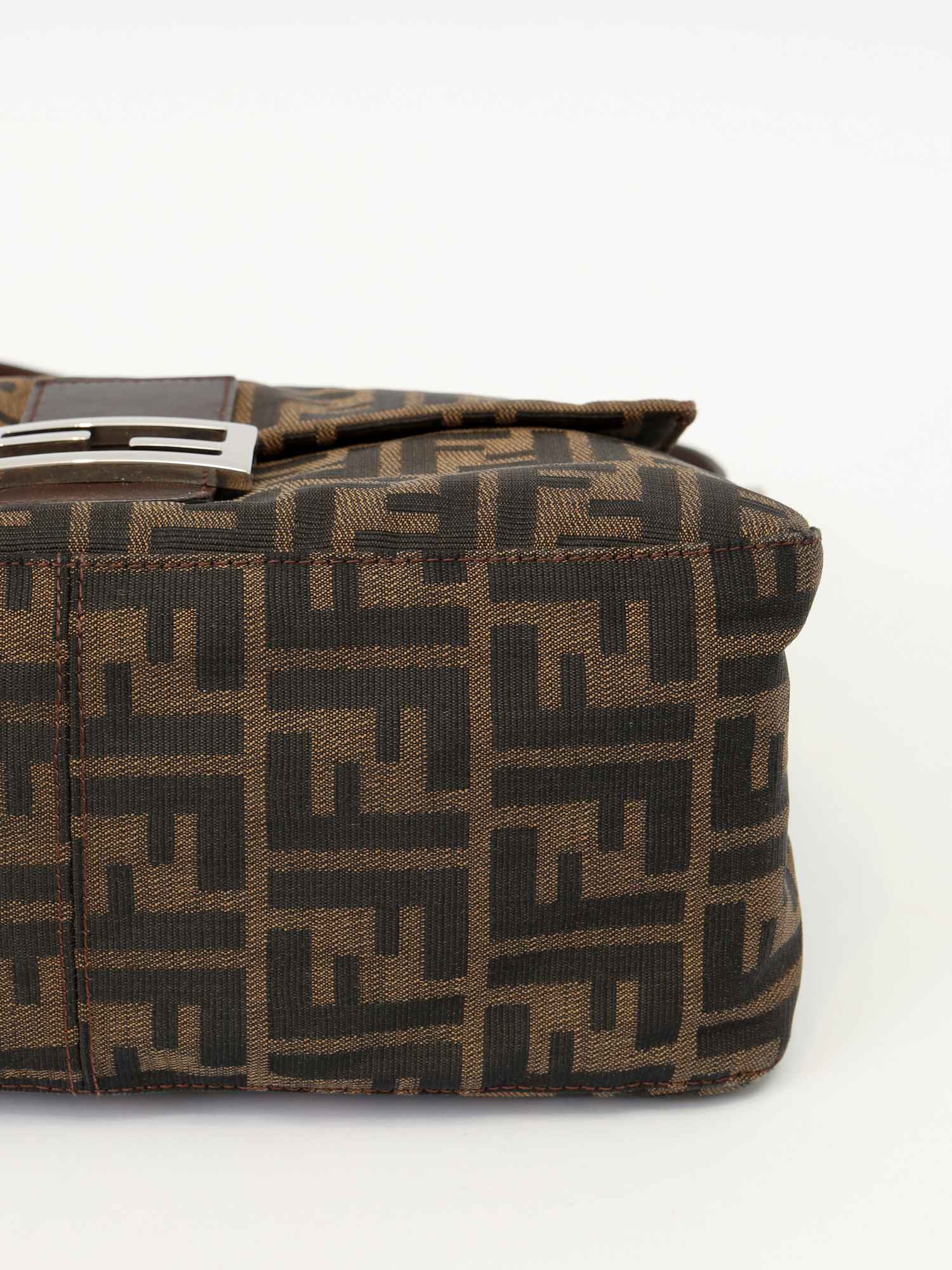 Сумки Fendi Baguette изображение #10