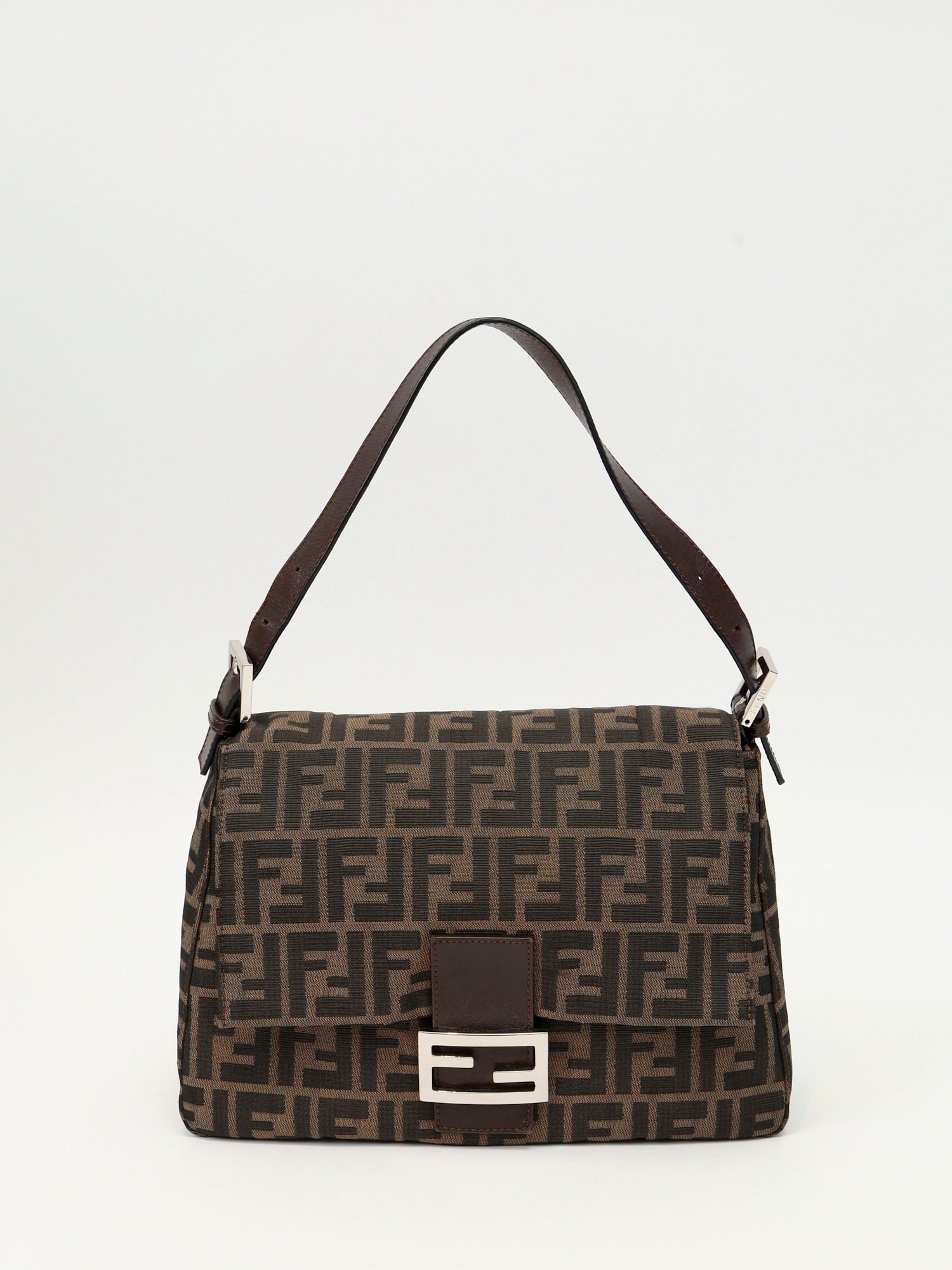 Сумки Fendi Baguette изображение #1