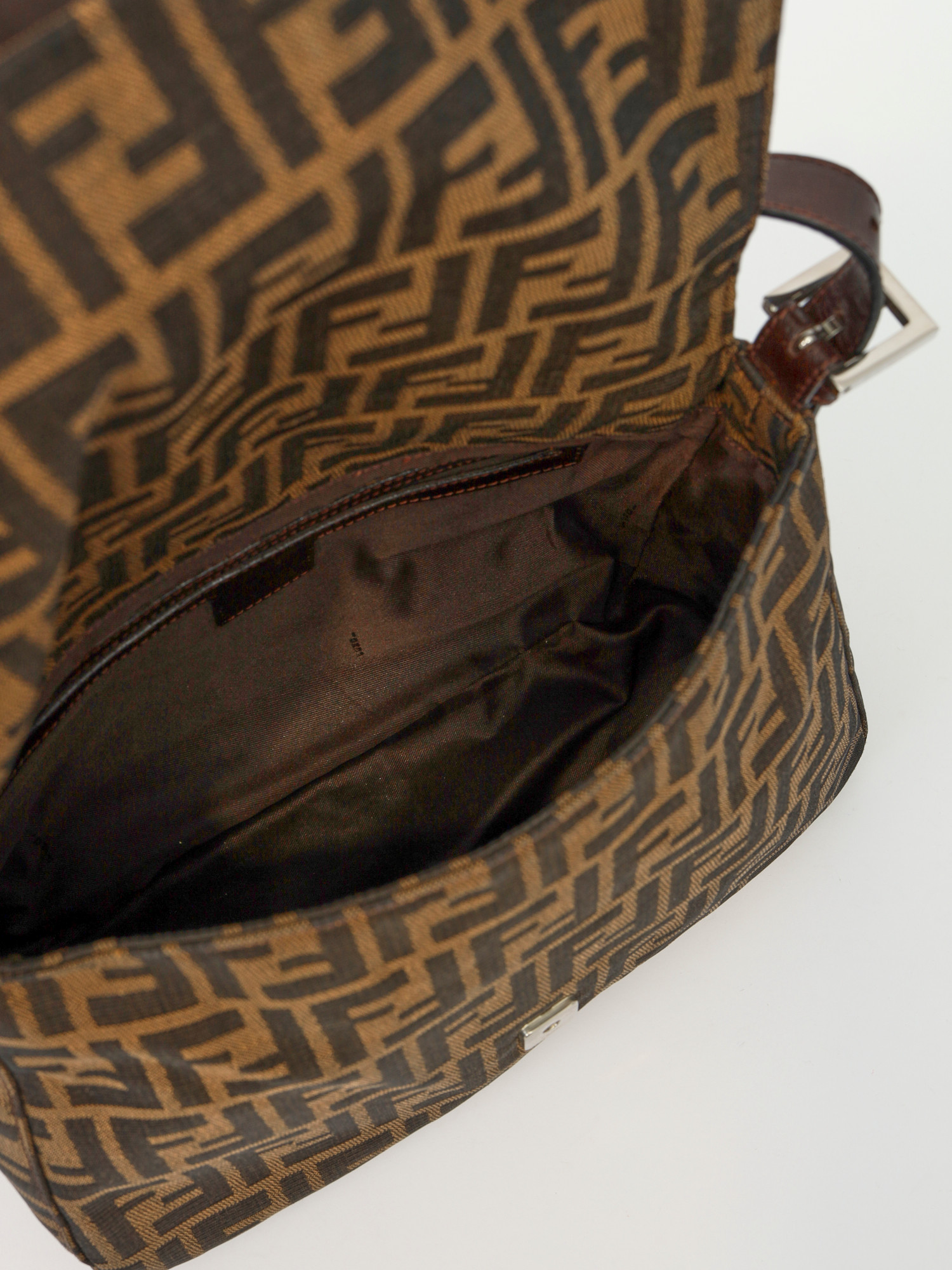 Сумки Fendi Baguette изображение #11