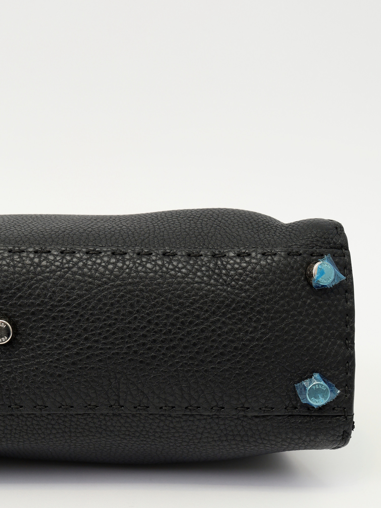 Сумки Fendi Peekaboo изображение #9