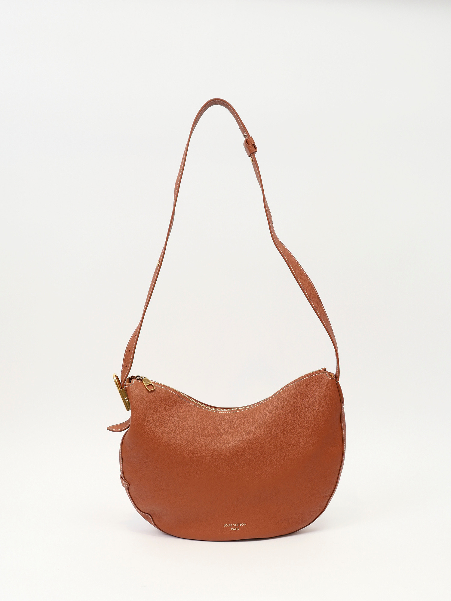 Сумки Louis Vuitton Low Key изображение #6
