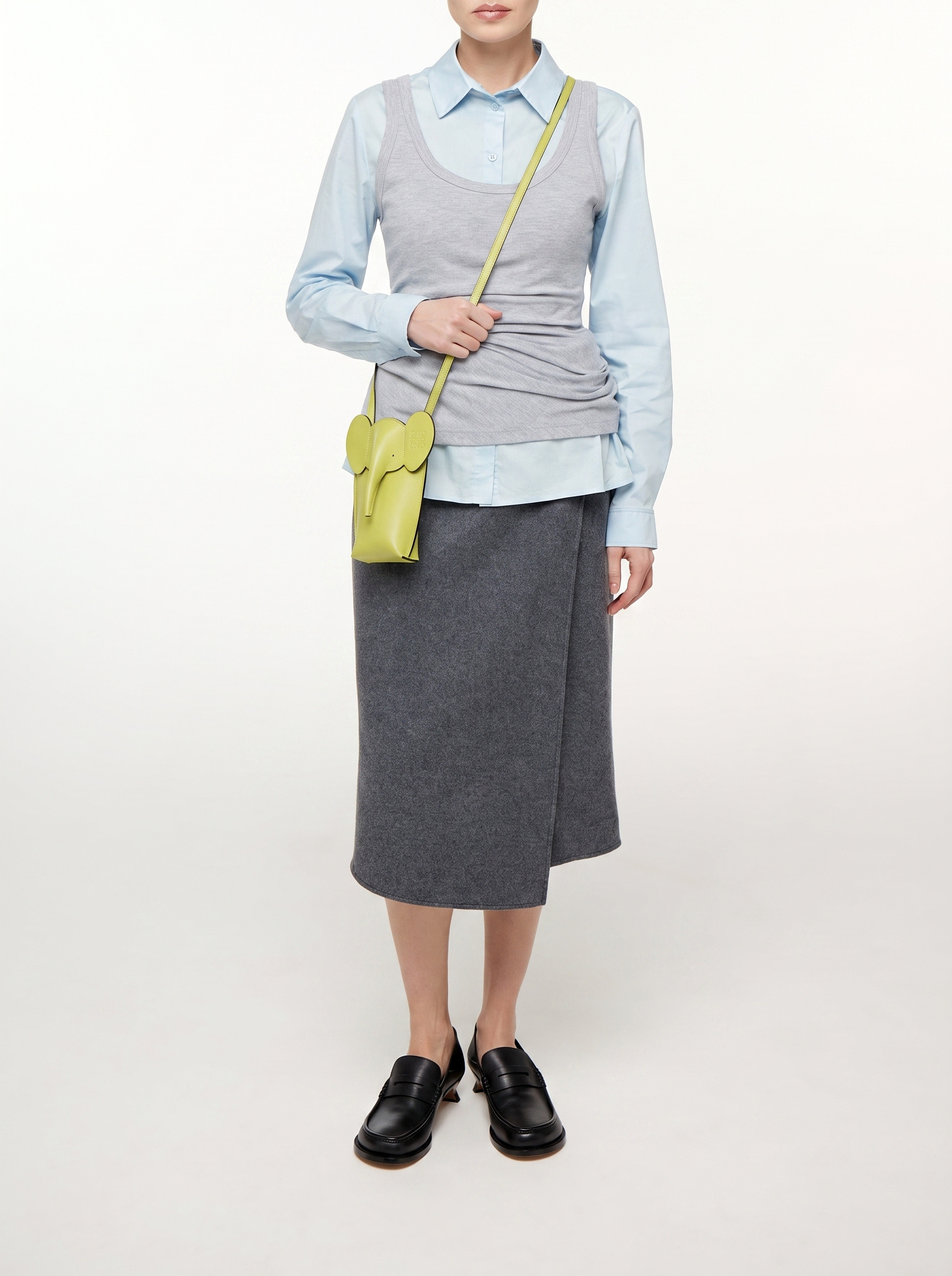 Сумки Loewe Еlephant Pocket изображение #2