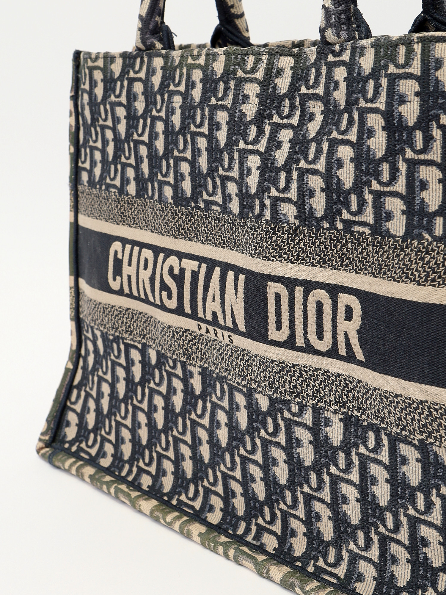 Сумки Dior Book Tote изображение #6