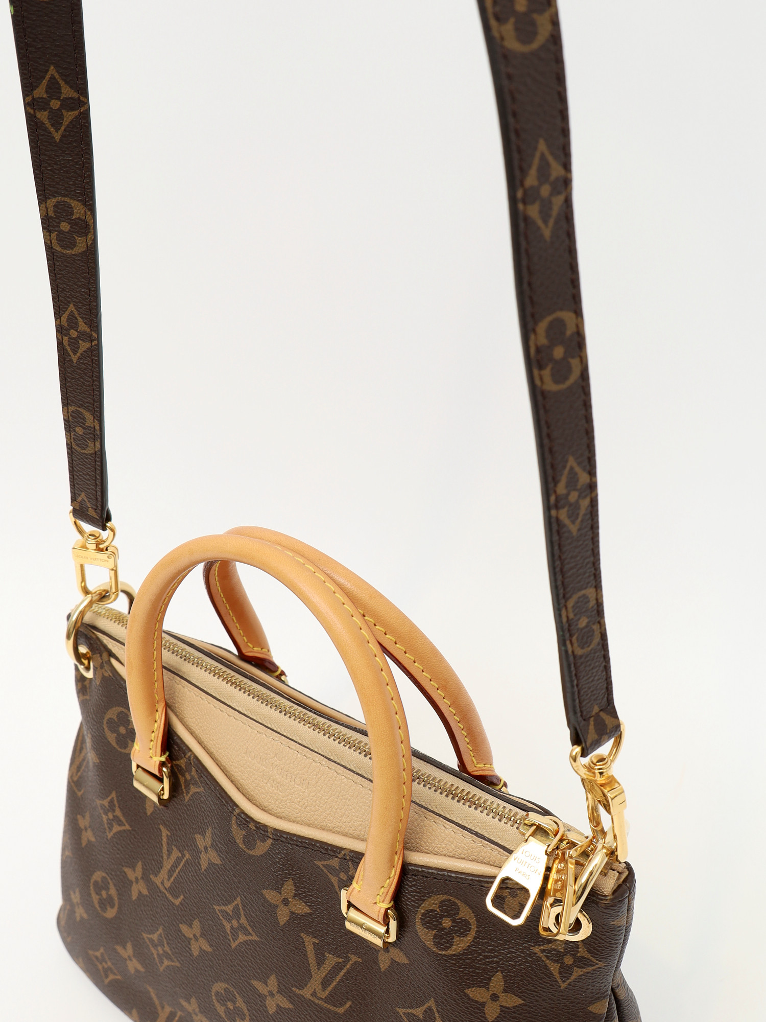 Сумки Louis Vuitton Pallas изображение #6