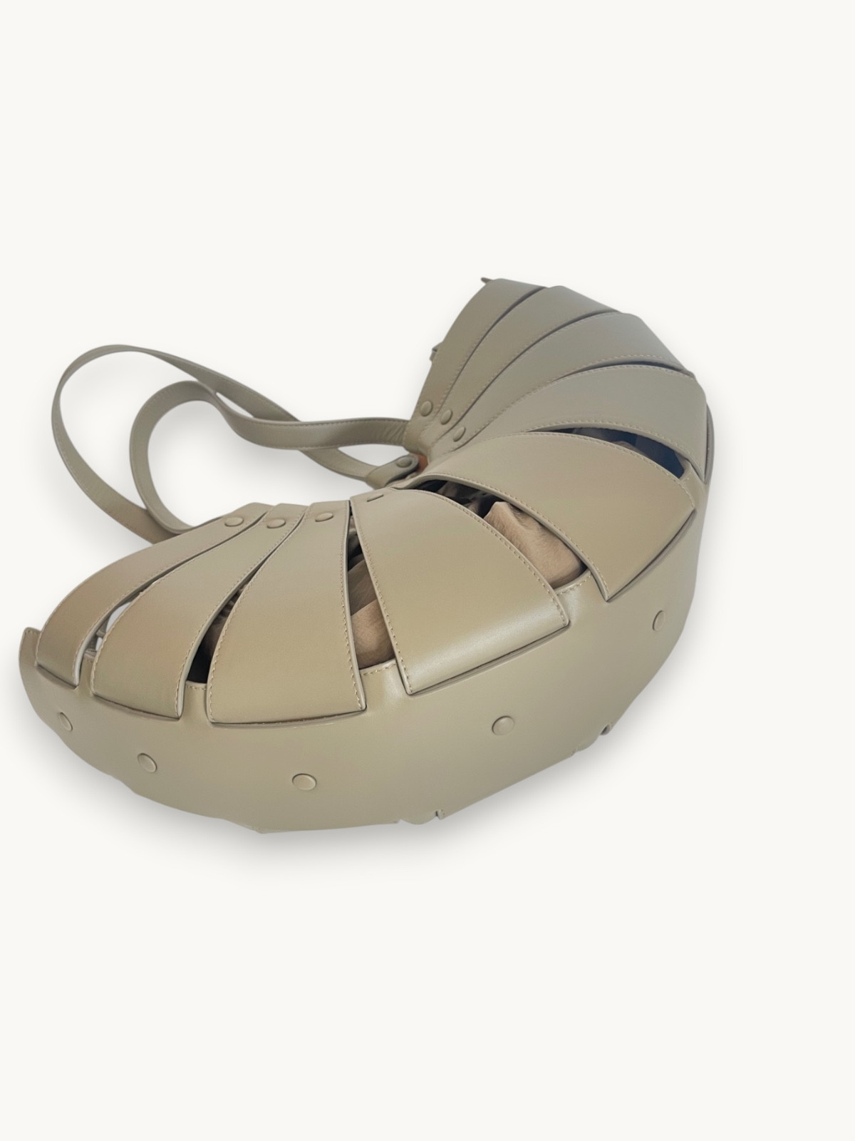 Сумки Bottega Veneta Shell изображение #4