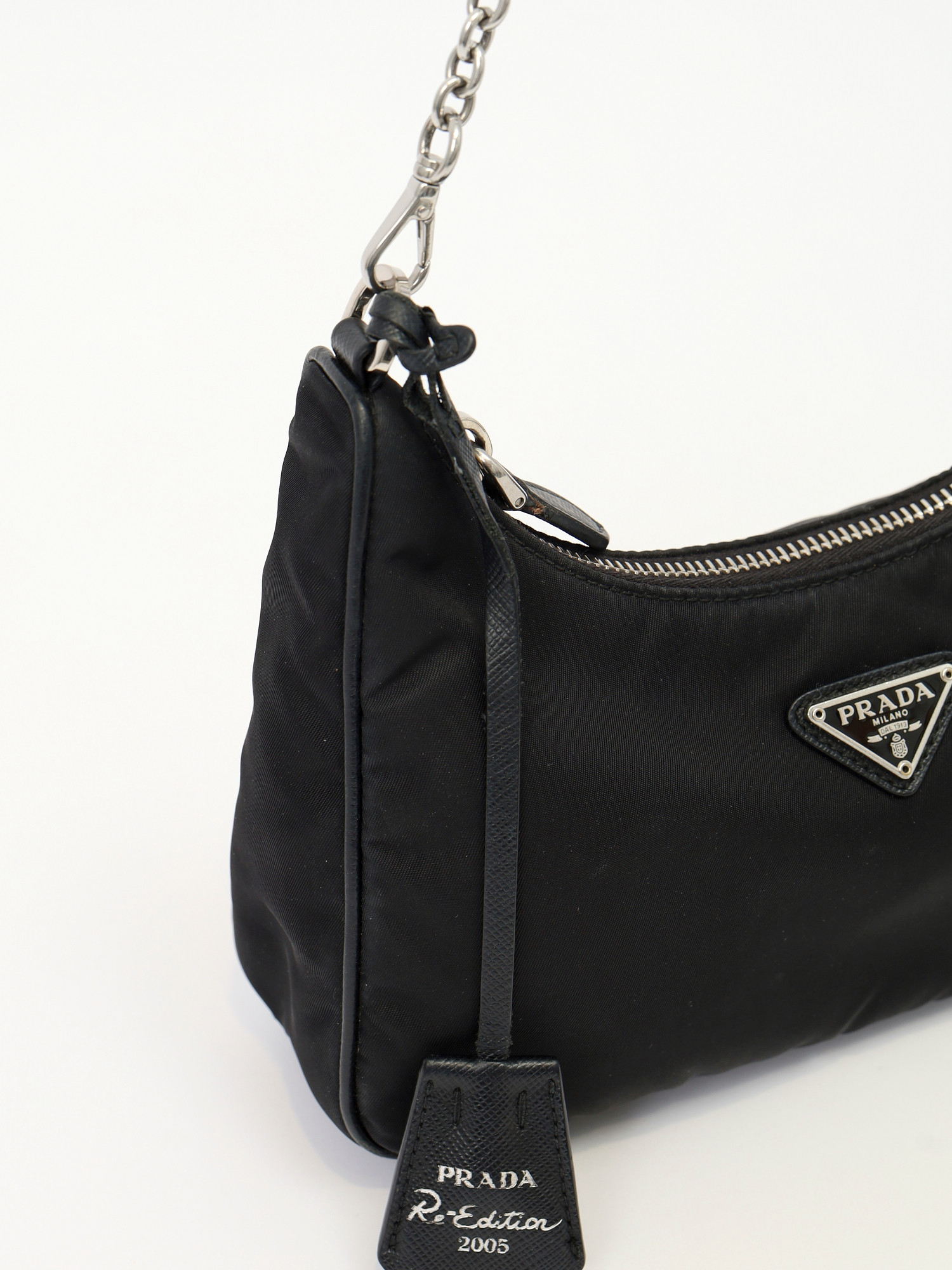 Сумки Prada Re Edition 2005 изображение #8