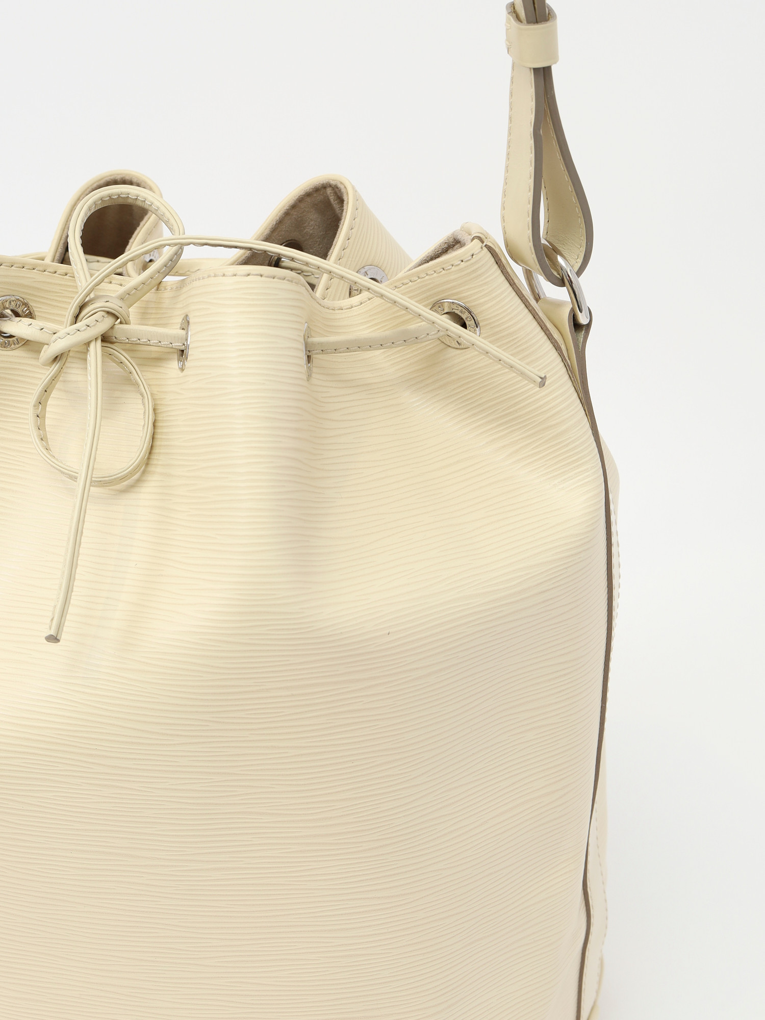 Сумки Louis Vuitton Noe изображение #8