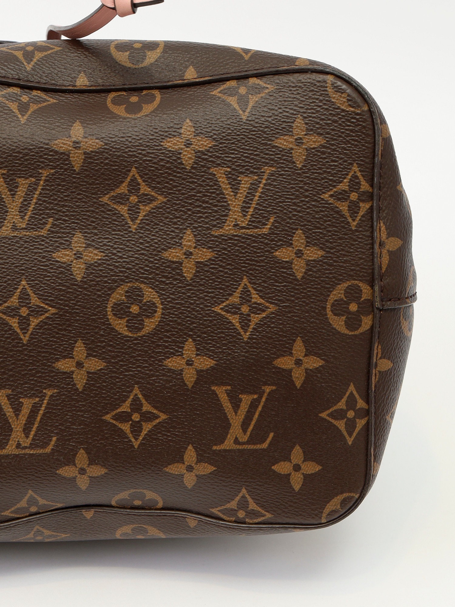 Сумки Louis Vuitton NeoNoe изображение #9