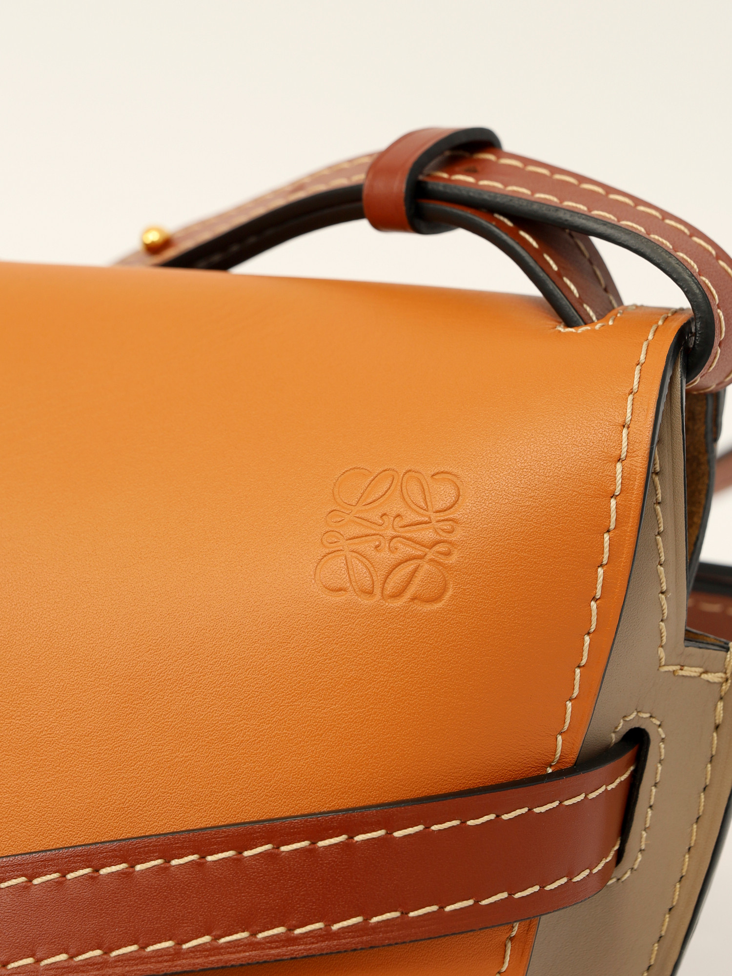 Сумки Loewe Gate изображение #6