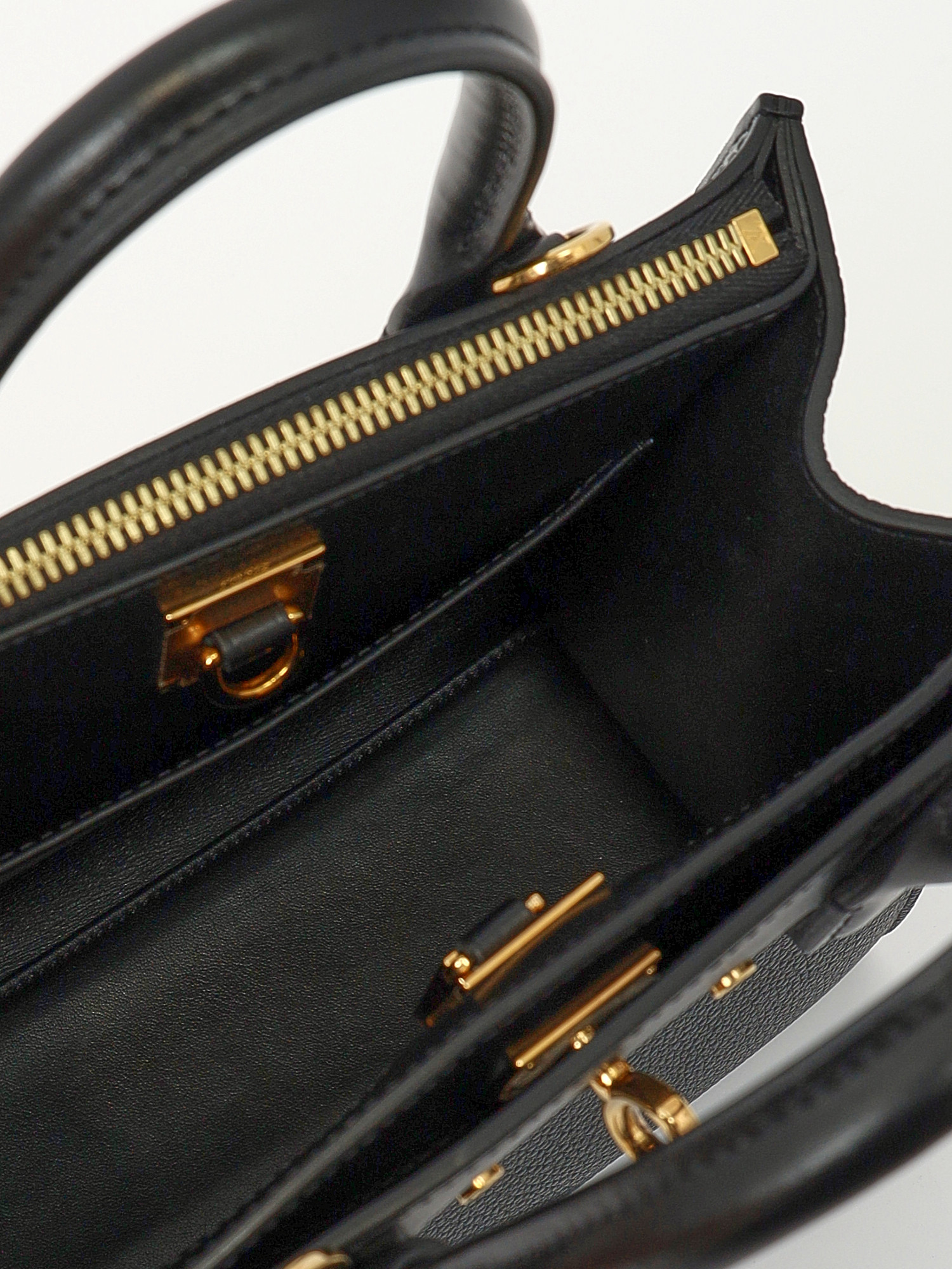 Сумки Louis Vuitton City Steamer изображение #13