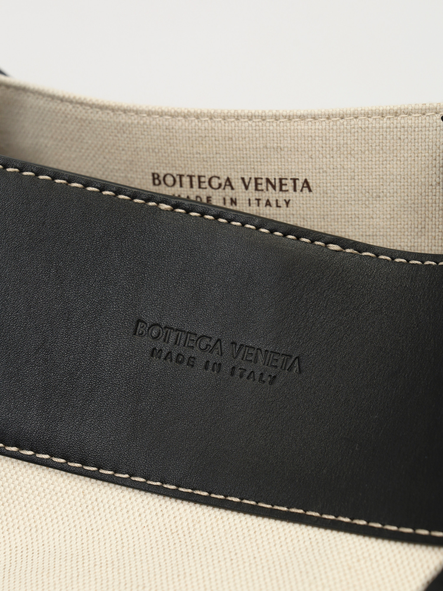 Сумки Bottega Veneta Andiamo изображение #9