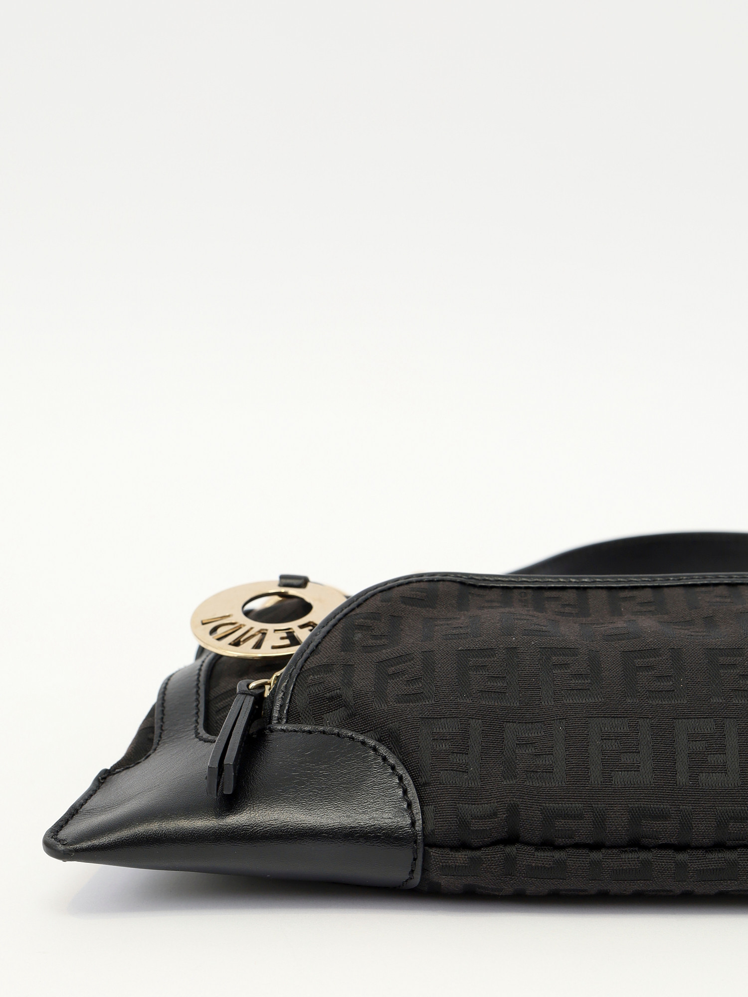 Сумки Fendi Baguette изображение #8