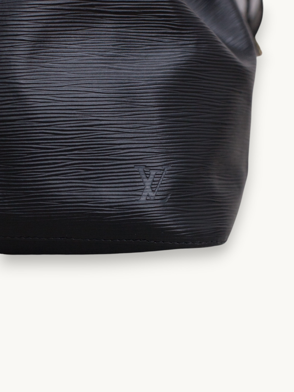 Сумки Louis Vuitton Noe изображение #10