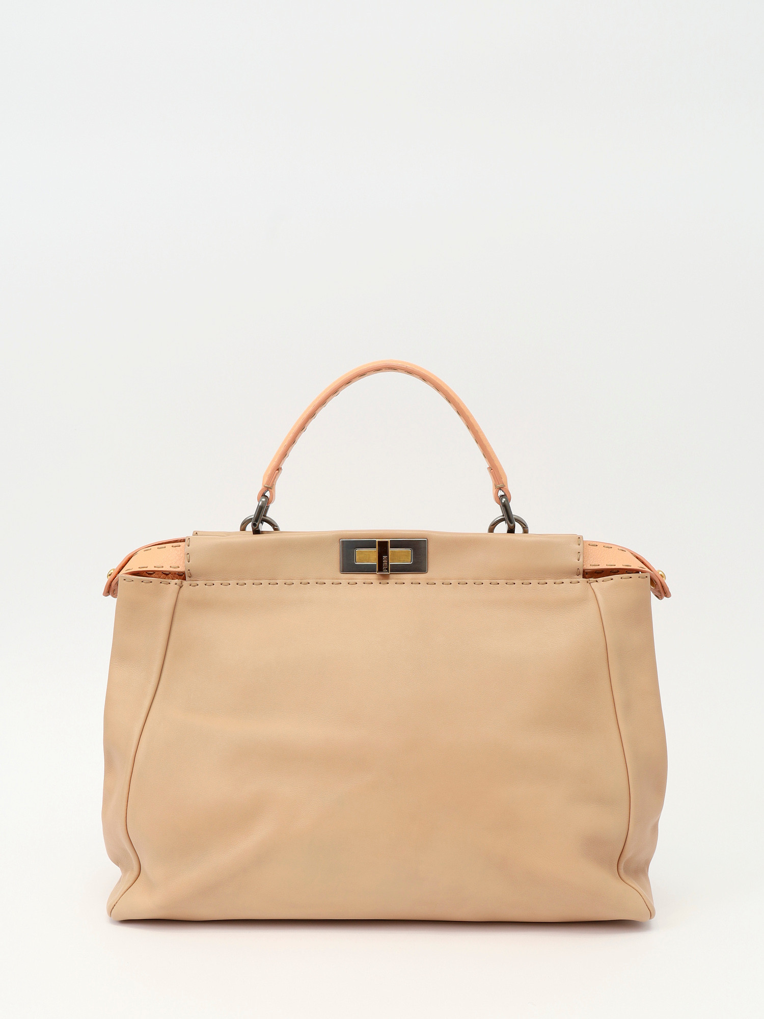 Сумки Fendi Peekaboo изображение #1
