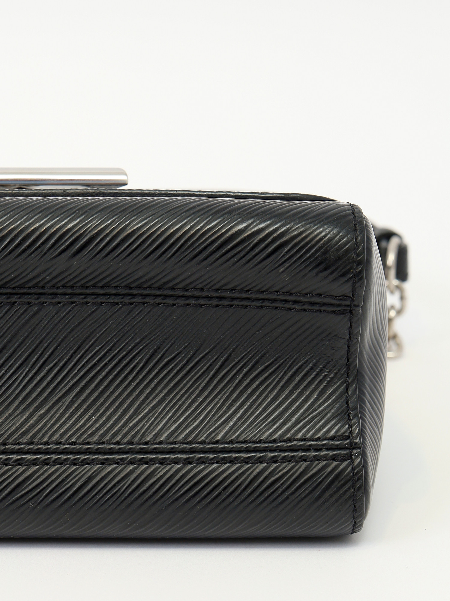 Сумки Louis Vuitton Twist изображение #10