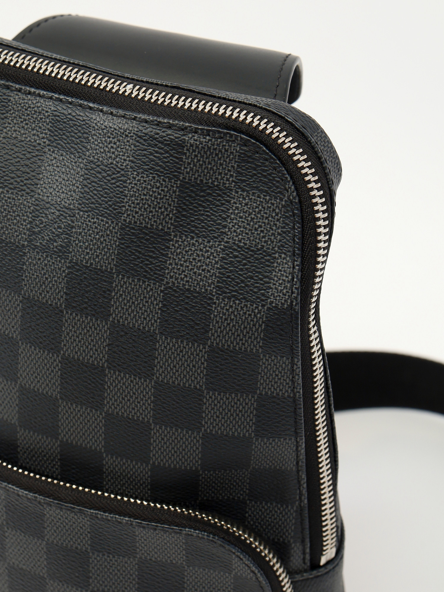 Сумки Louis Vuitton Avenue изображение #6