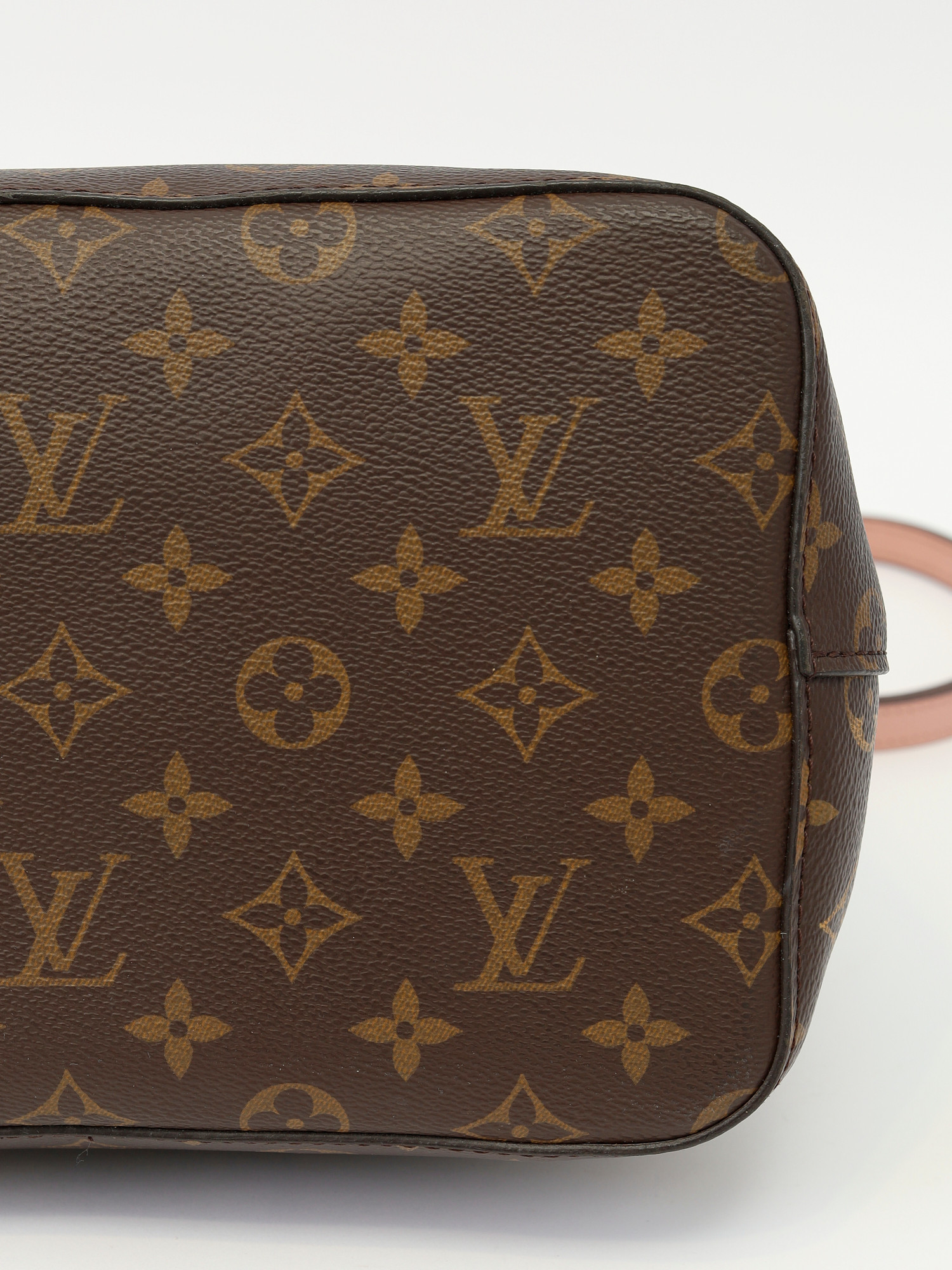 Сумки Louis Vuitton Neonoe изображение #9