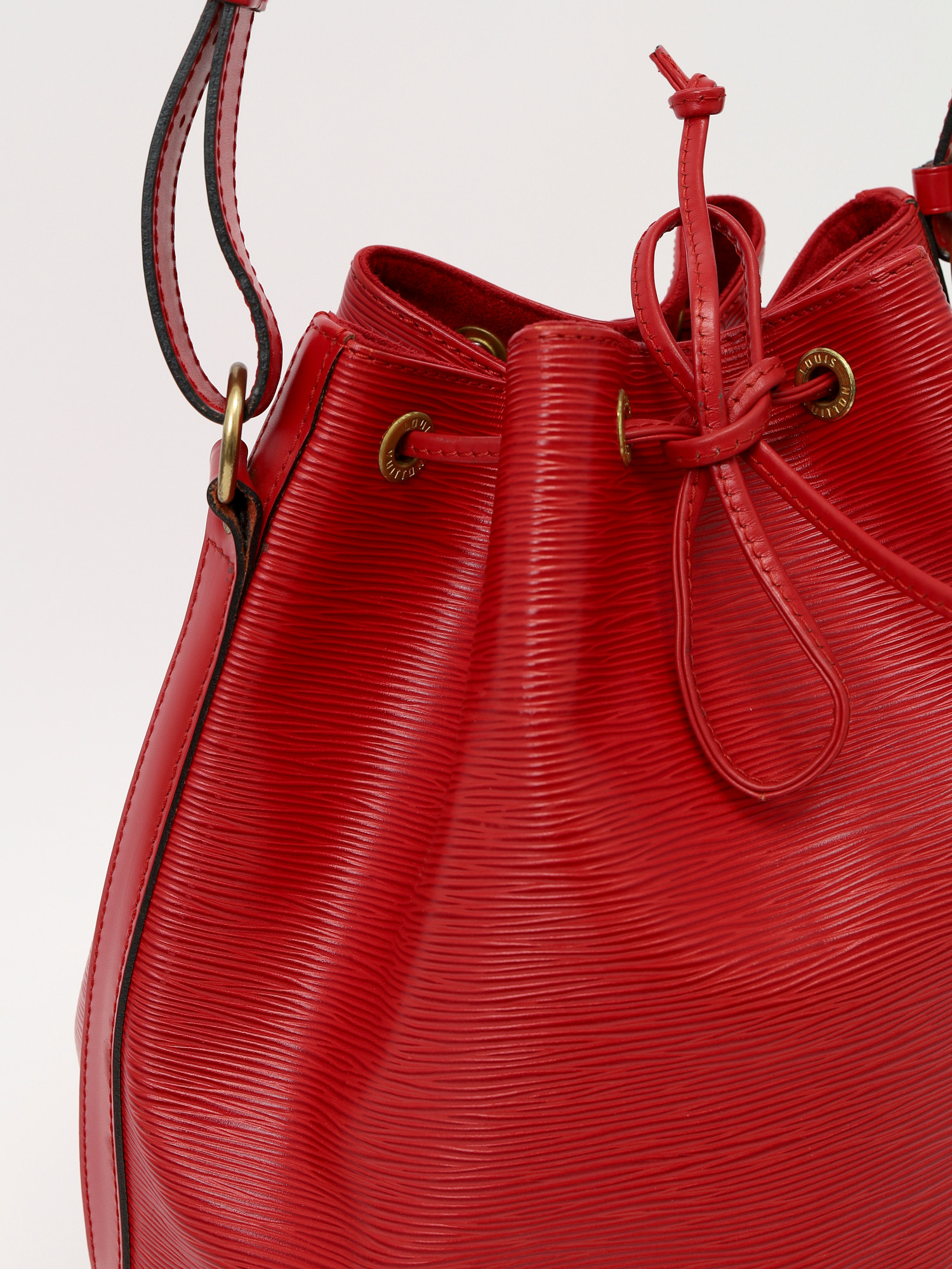 Сумки Louis Vuitton Noe изображение #7