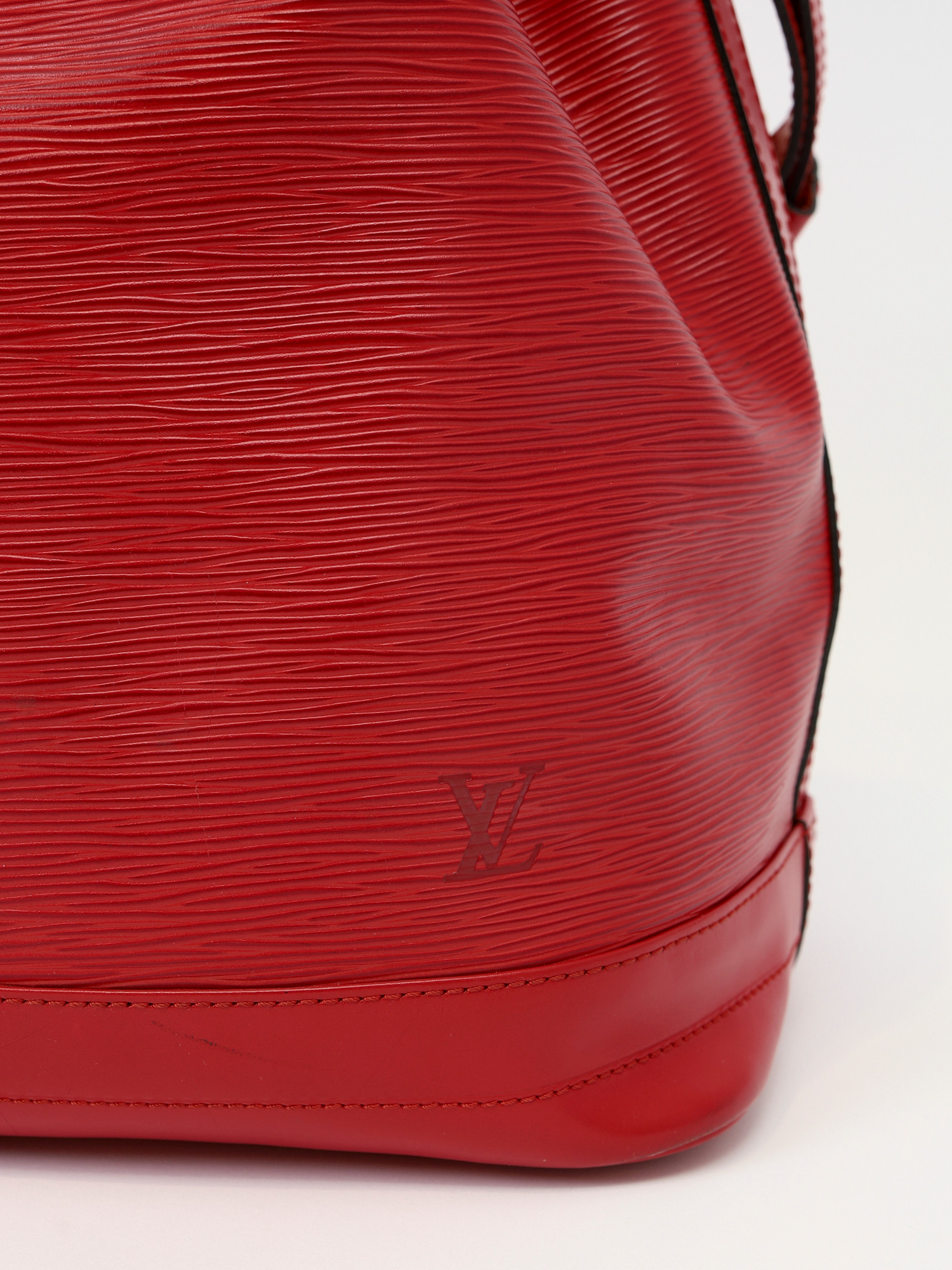 Сумки Louis Vuitton Noe изображение #6